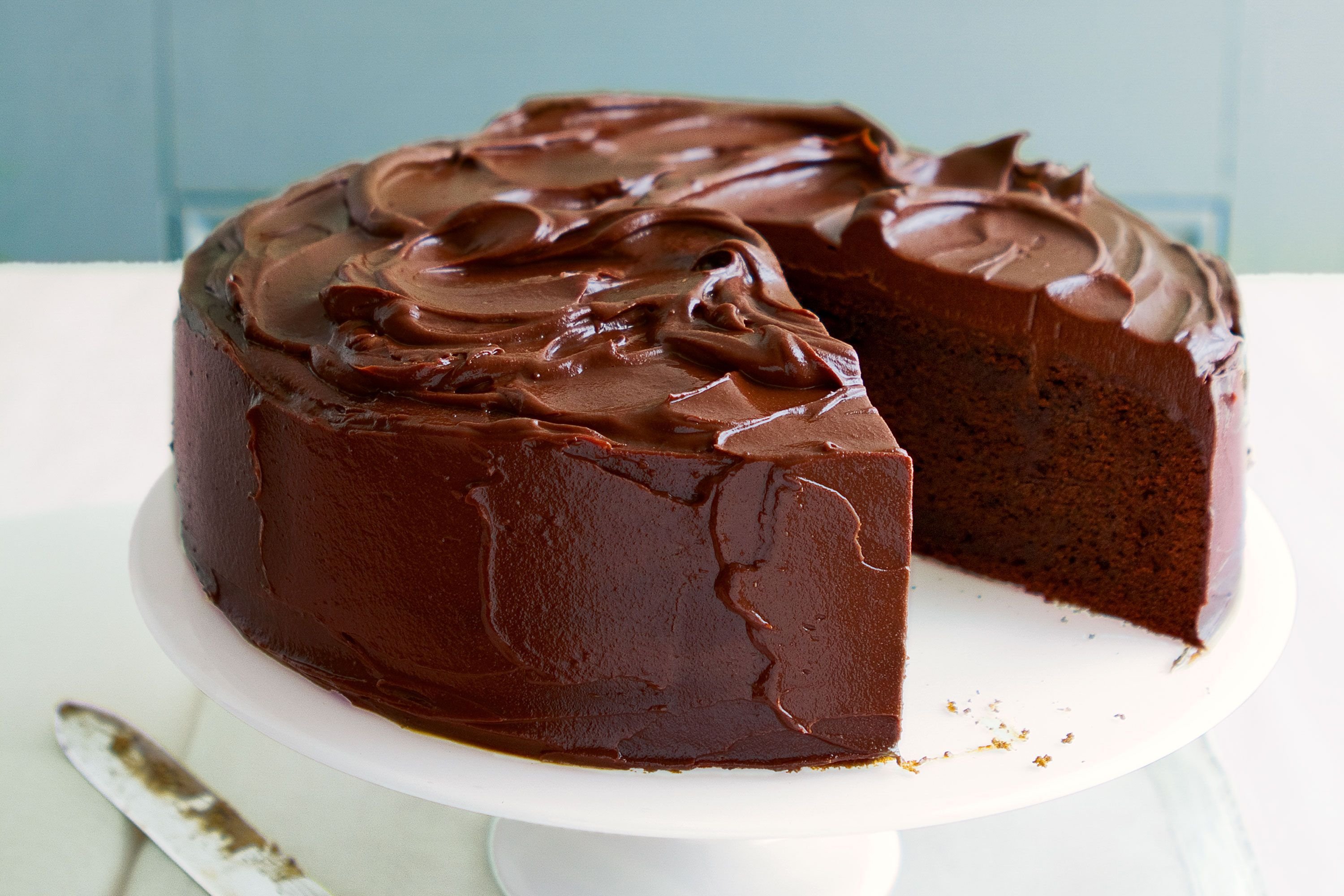 Шоко торт. Торт шоколадный Mud Cake,. Шоколадный торт с шоколадным ганашом. Ганаш для торта шоколадный. Торт ганаш карамель.