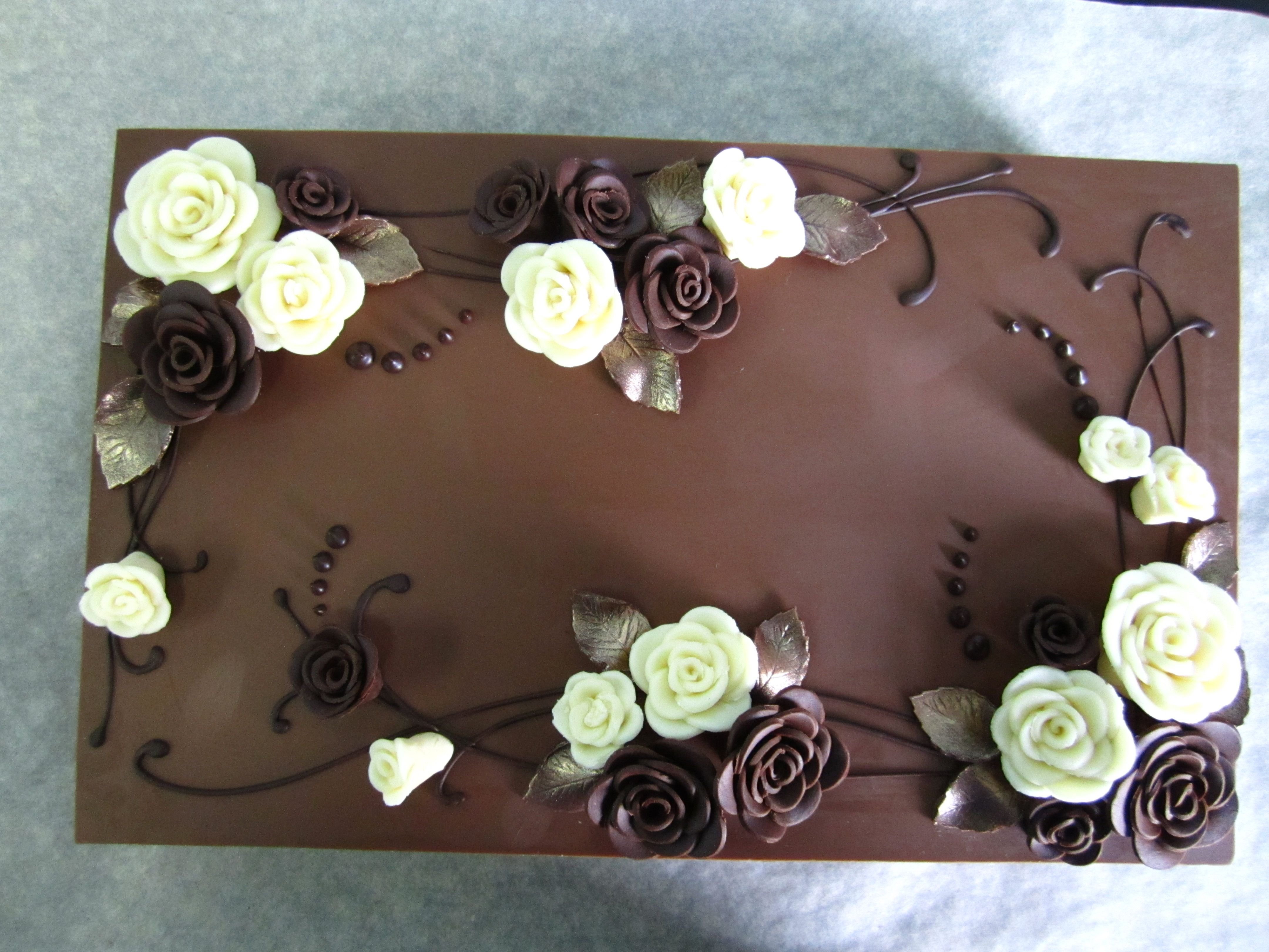 Декор торта цветами из шоколада