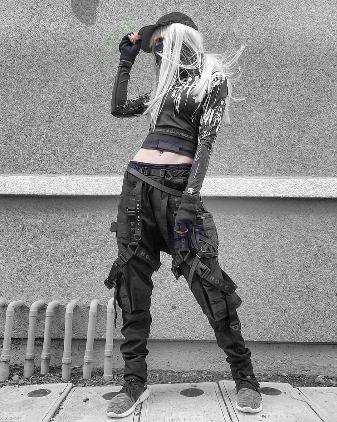 Cyberpunk женская одежда фото 6