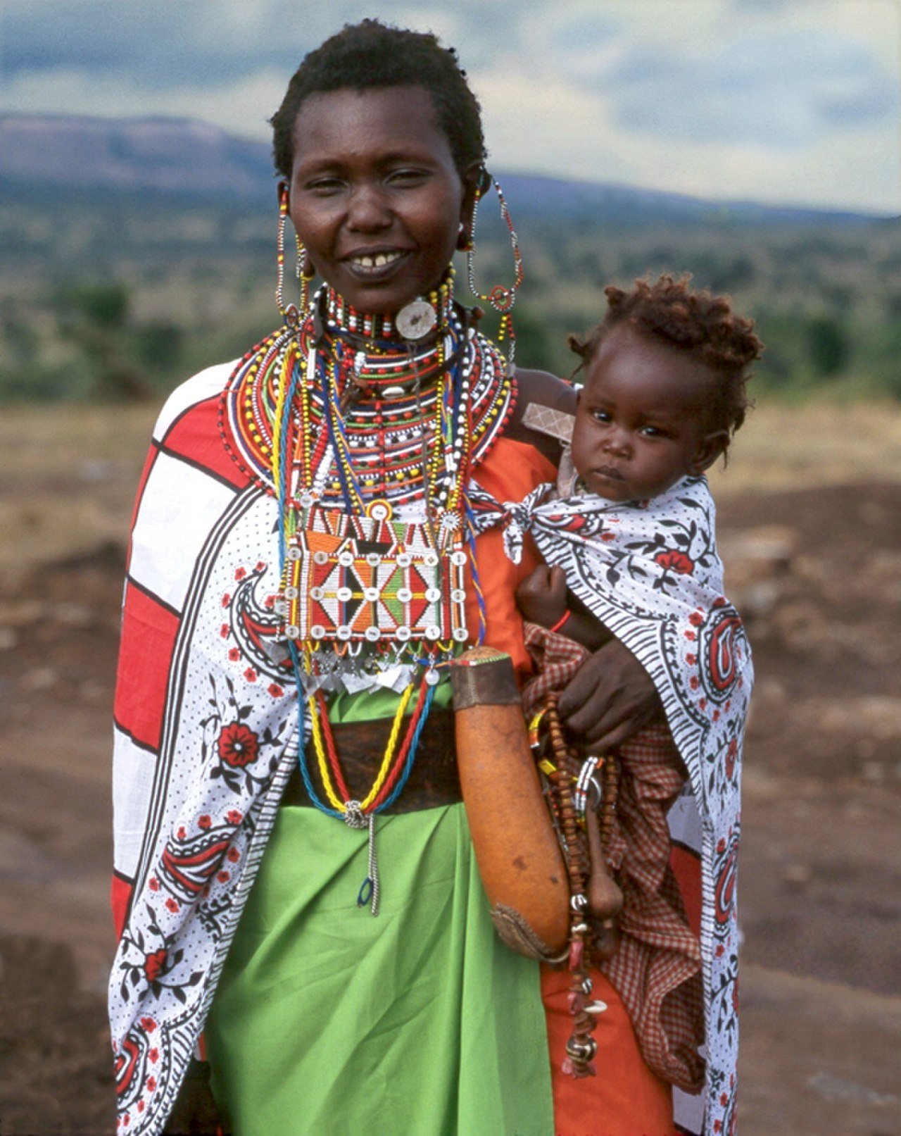 Этнический негр. Масаи племя в Африке. Кения племя Масаи. Масаи народы Танзании. Кения национальный костюм Масаи.