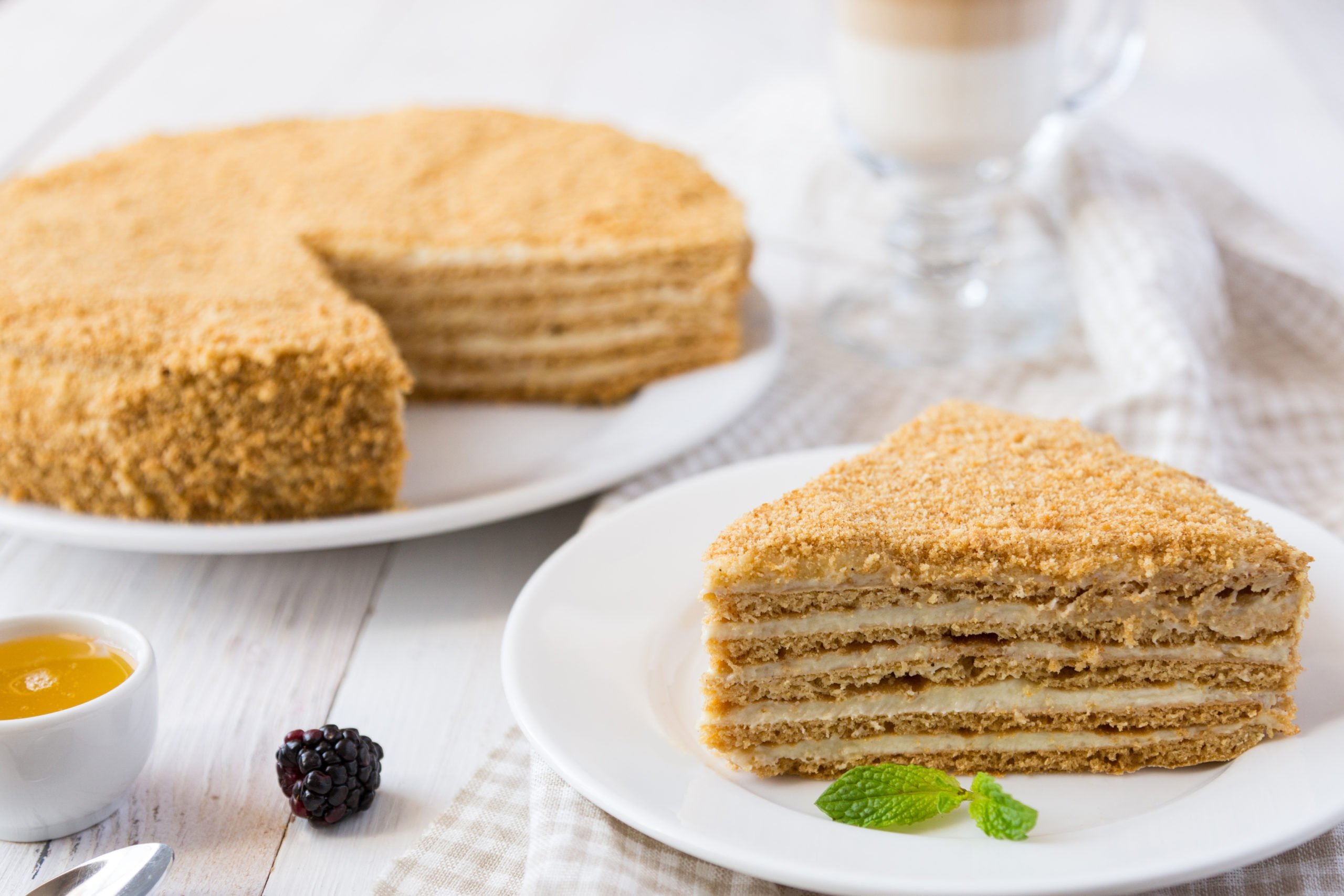 Рецепт медовый торт с сметанным кремом рецепт с фото пошагово
