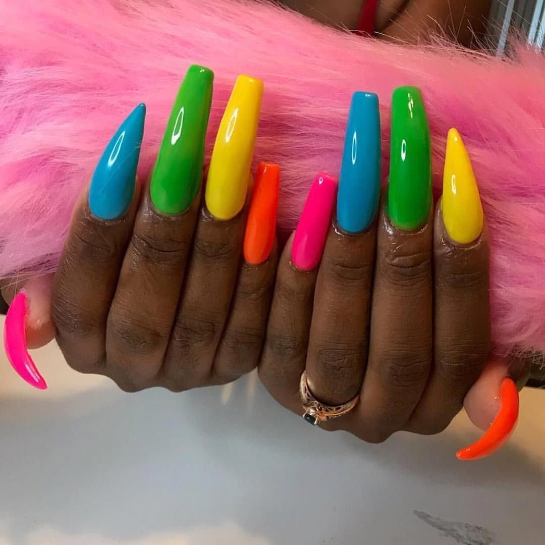 Кислотные ногти дизайн. Яркие ногти. Разноцветные ногти. Яркий маникюр. Яркие разноцветные ногти.