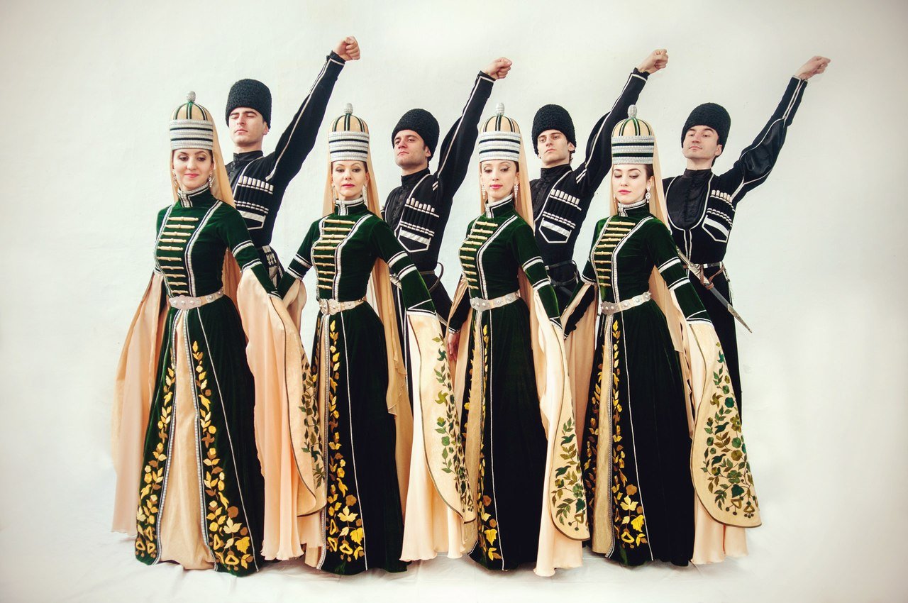 Национальный наряд карачаевцев