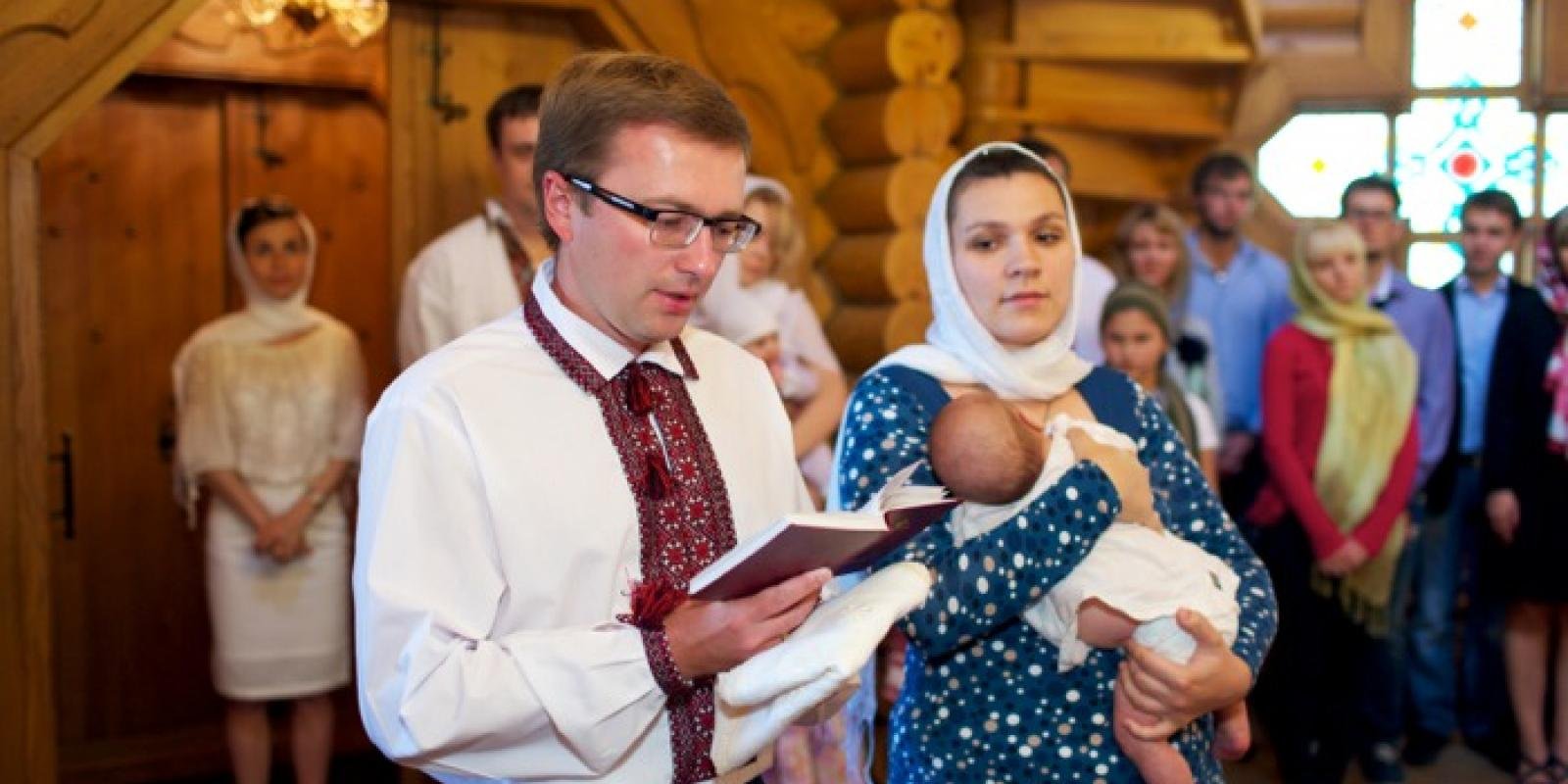 Крещение в церкви одежда