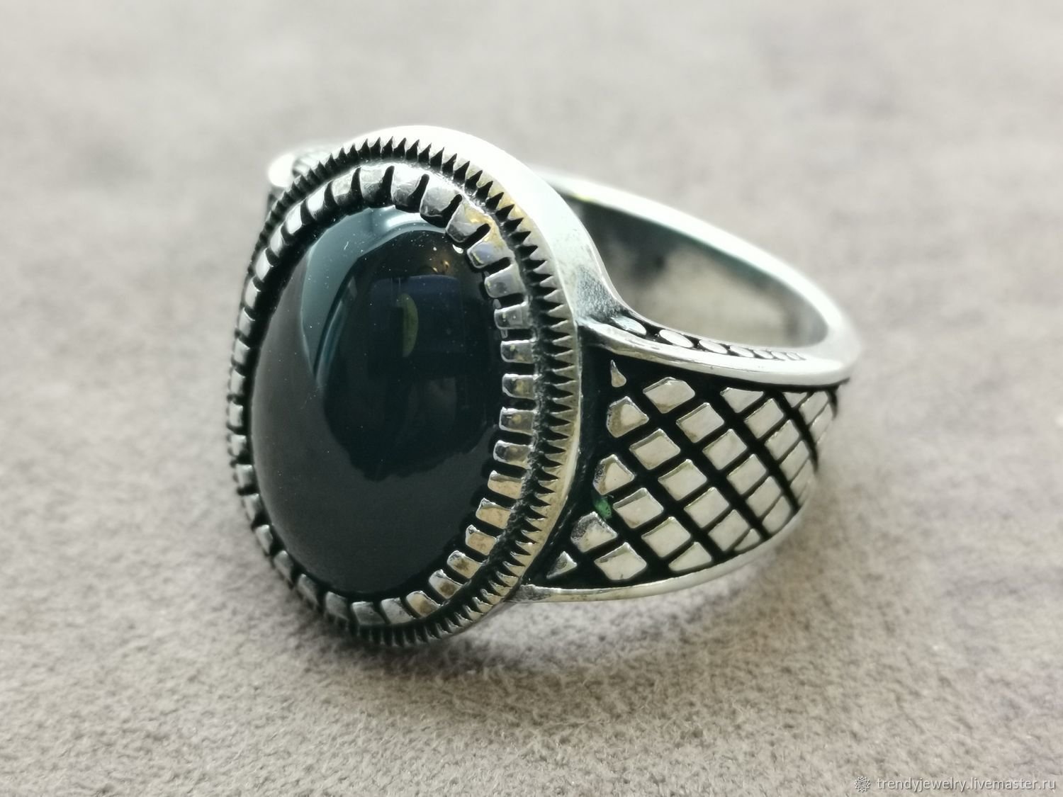 Перстни мужские серебро с камнями. Перстень Вирджинии Олдони. Перстень Готланд агат. 537 Перстень серебро с агатом. Печатка агат перстень кольцо.