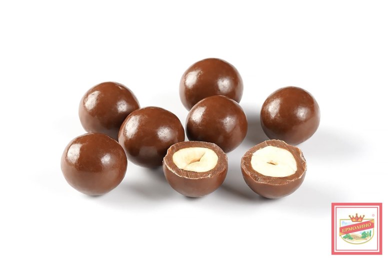 Шоколадное драже "фундук в шоколаде"