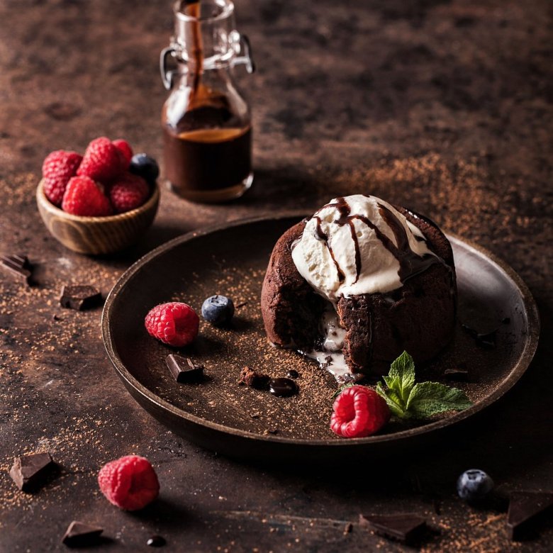 Десерт шоколадный фондан