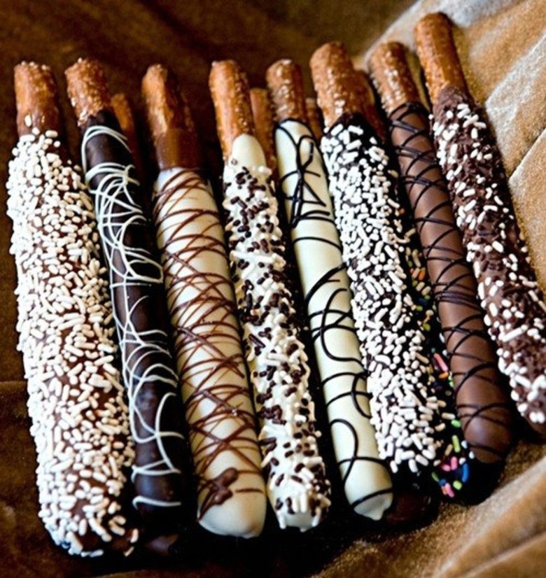Шоколадные палочки с орехами