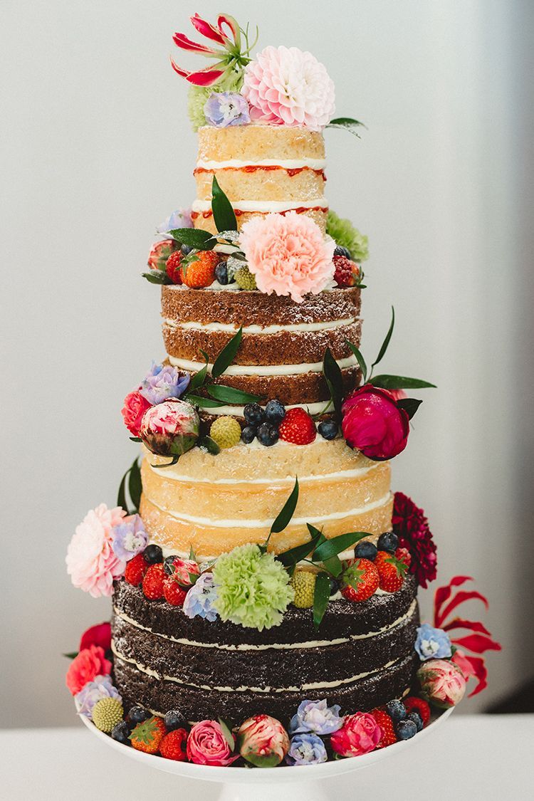 Свадебный торт четырехъярусный