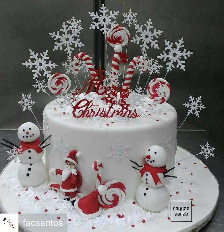Торт новогодний красно белый