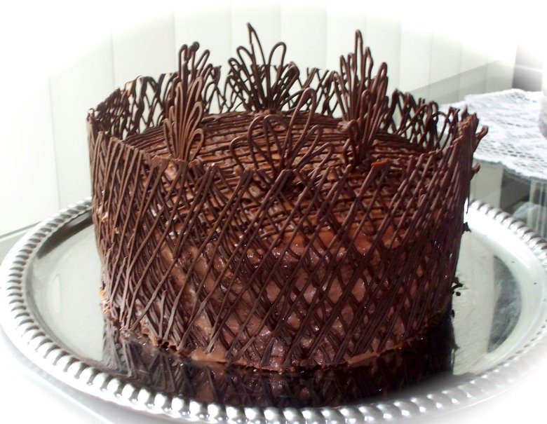 Сетка из шоколада для торта