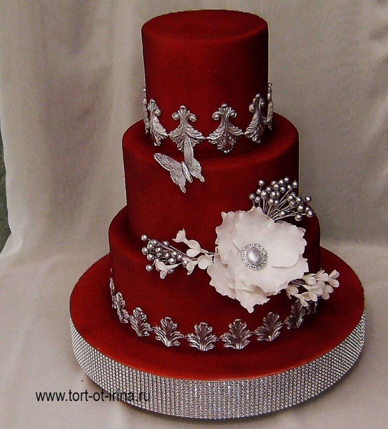 Свадебный торт замок любви марсала