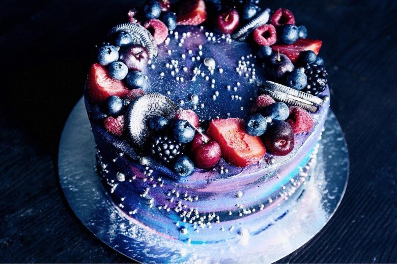 Украшение торта в стиле космос