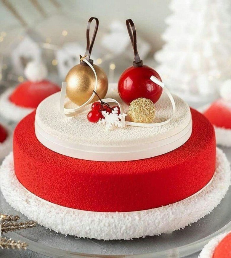 Муссовый торт новогодний декор