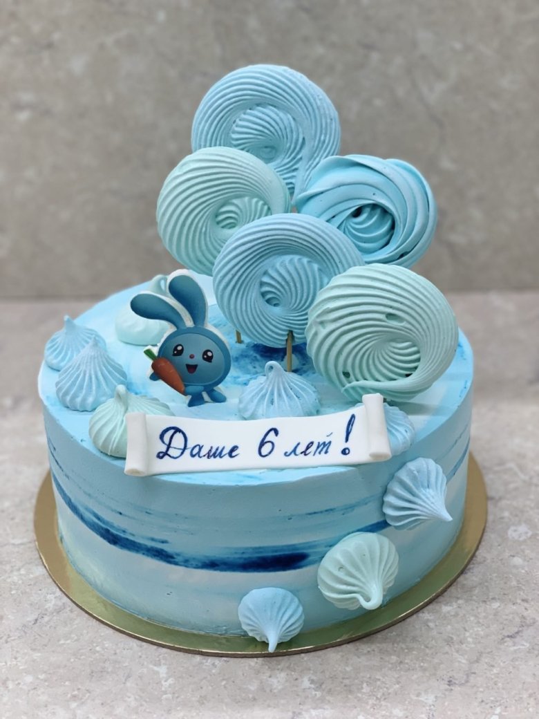 Детский торт в голубых тонах