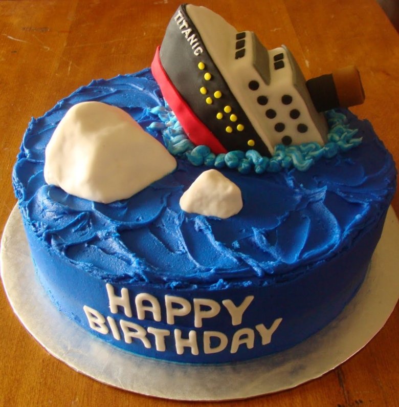 Торт в виде Титаника