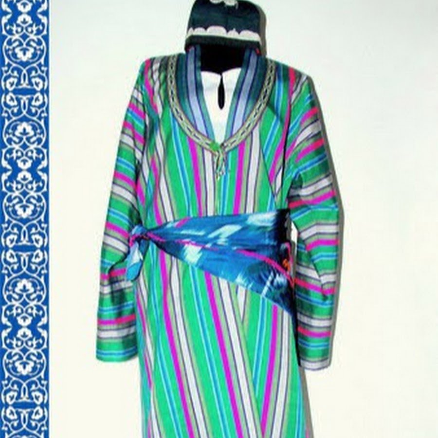 Таджикский халат. Халат национальный Узбекистан чапан. Мужская Национальная одежда узбеков чапан. Национальная одежда Узбекистана чапан. Бухарский чапан.