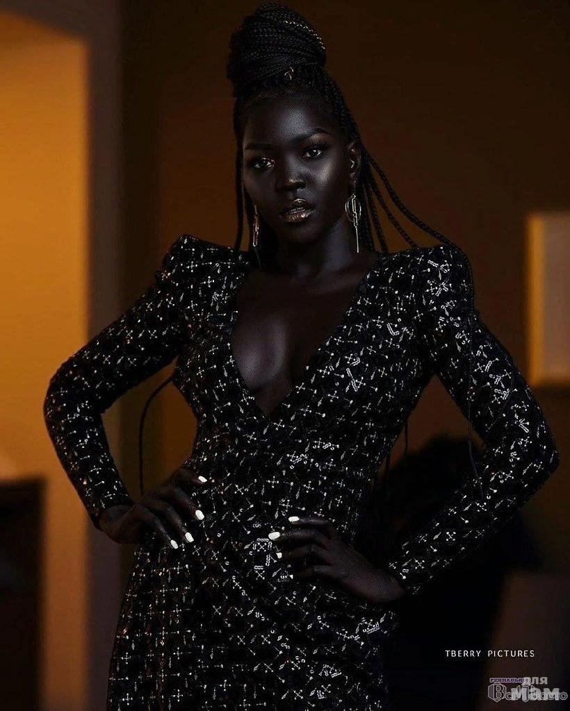 Ниаким Гатвеч. Королева тьмы - Ньяким Гатвех - модель из Южного Судана. Няким Гатвех. Модель из Южного Судана Nyakim Gatwech,. Белая черная негритянка