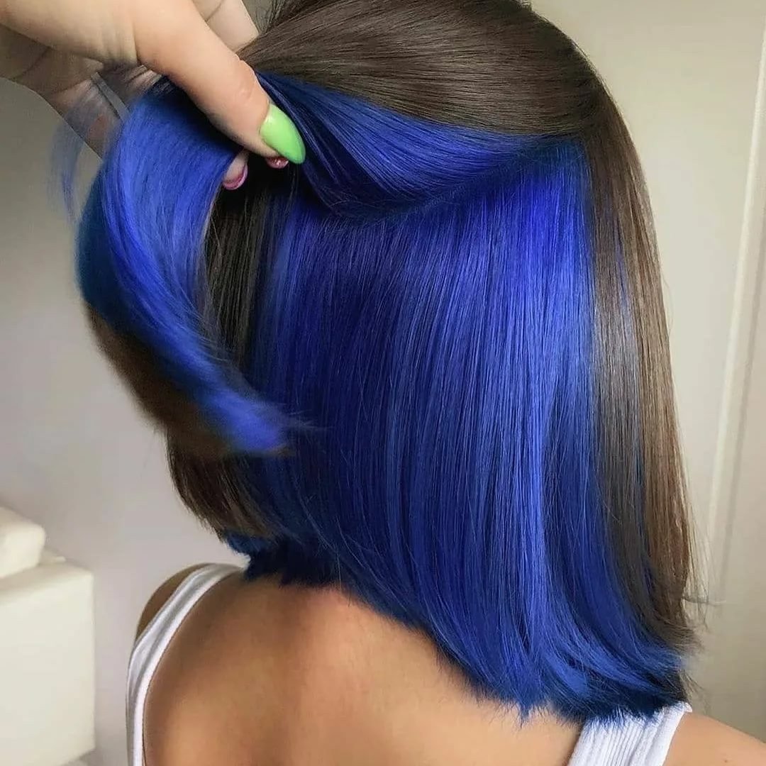 Скрытое окрашивание. Скрытое окрашивание синий. Синее окрашивание волос. Скрытое окрашивание волос синий цвет.