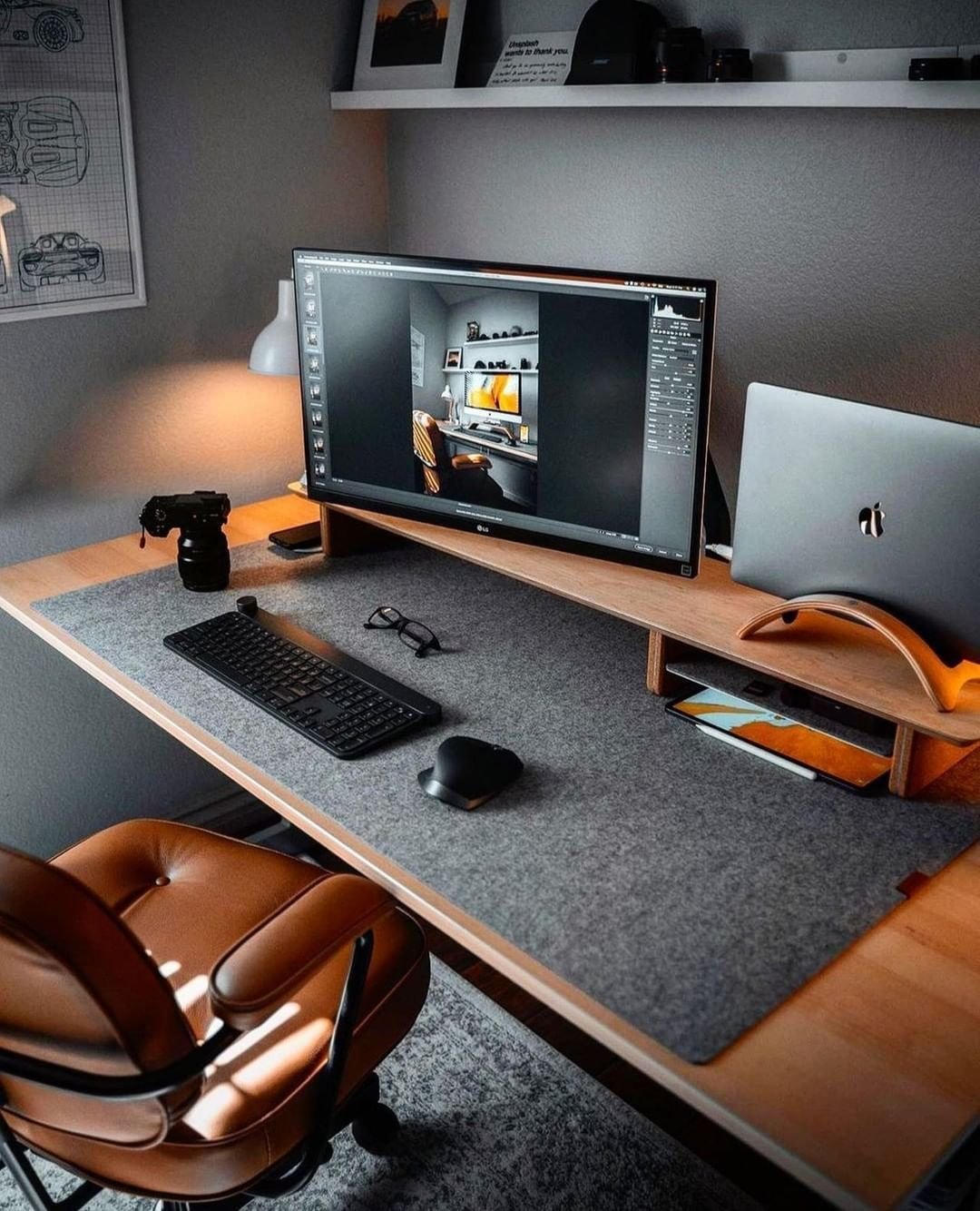 Как можно сделать рабочий стол. Удобный компьютерный стол. Рабочее место. Рабочее место компьютерный стол. Дизайнерский компьютерный стол.