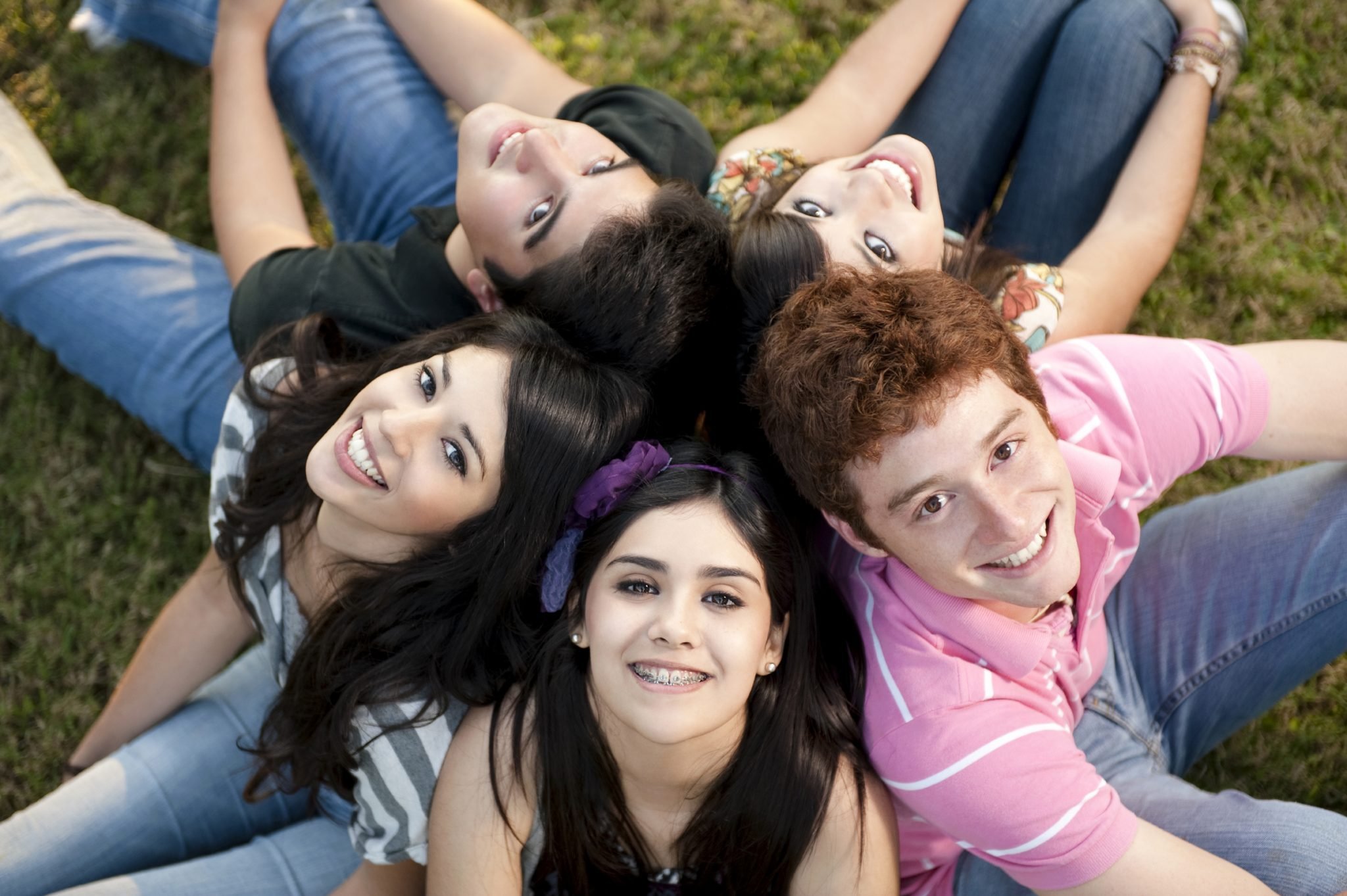 Fun life a teenage 18. Современная молодежь. Фото подростка. Подростковый коллектив. Счастливые подростки.