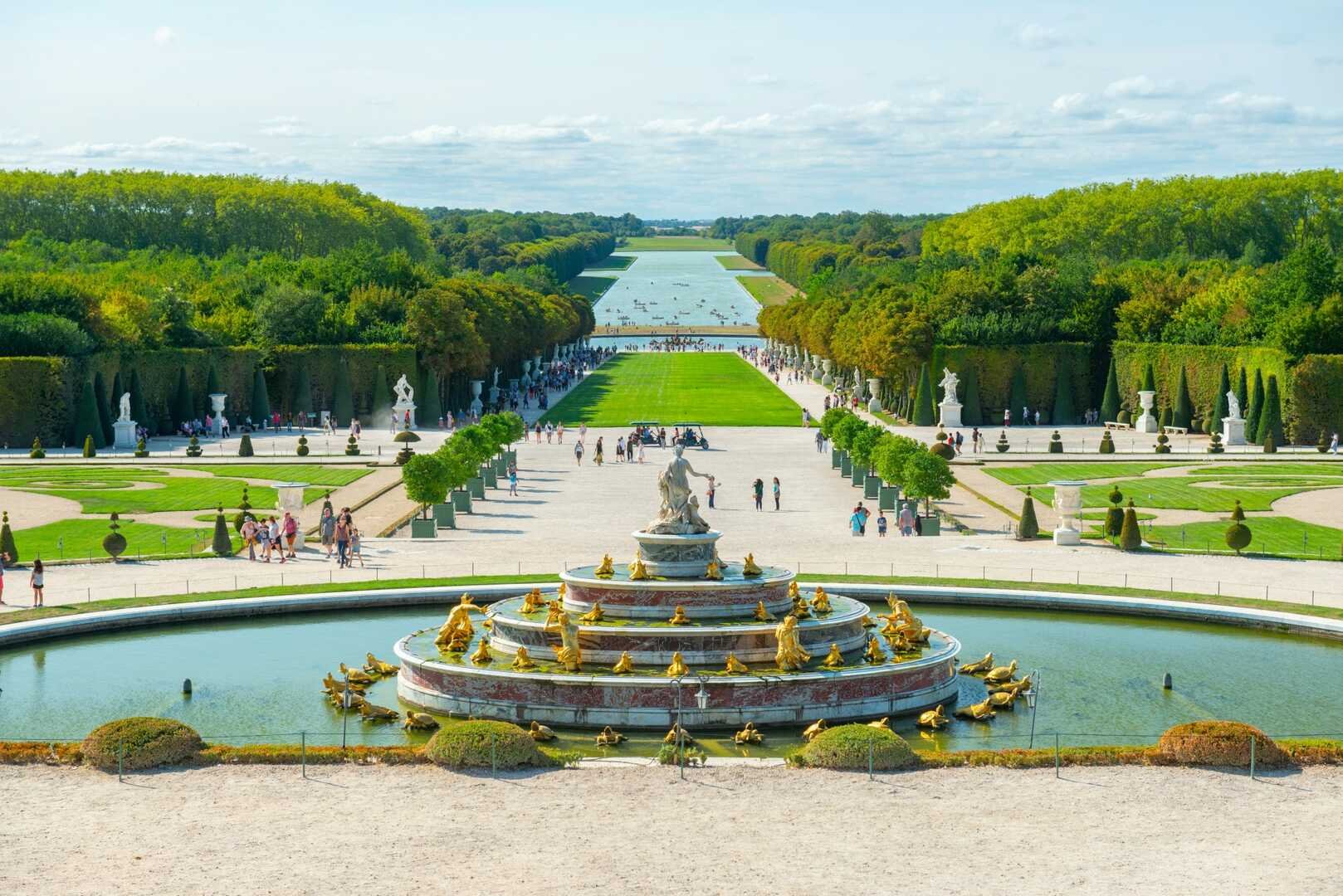 Виды парков. Версаль Версальский парк. Парк Версаль в Париже. Королевский парк Версаль под Парижем. Сады Версаля Франция вид сверху.