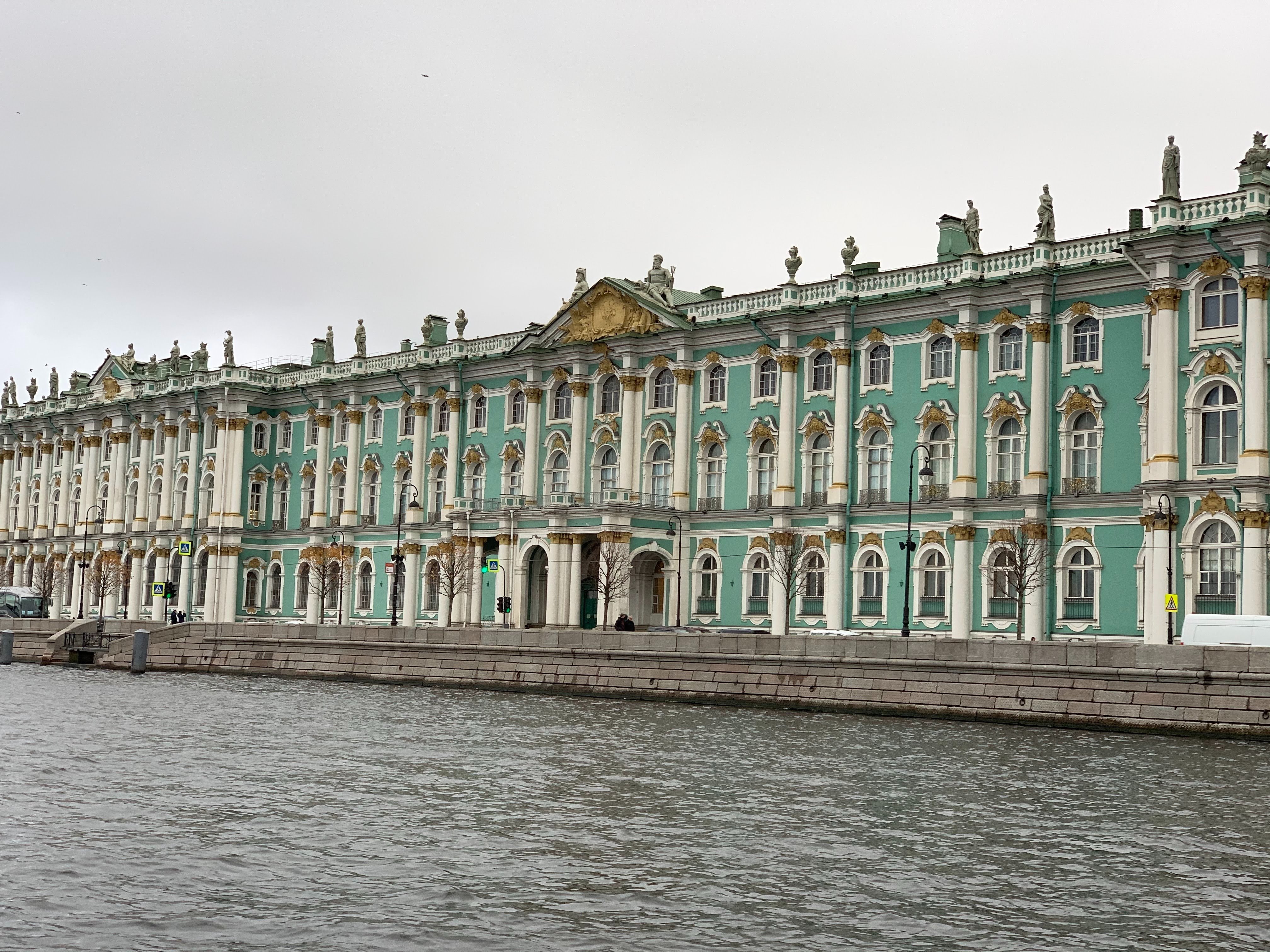 Растрелли зимний дворец в Петербурге