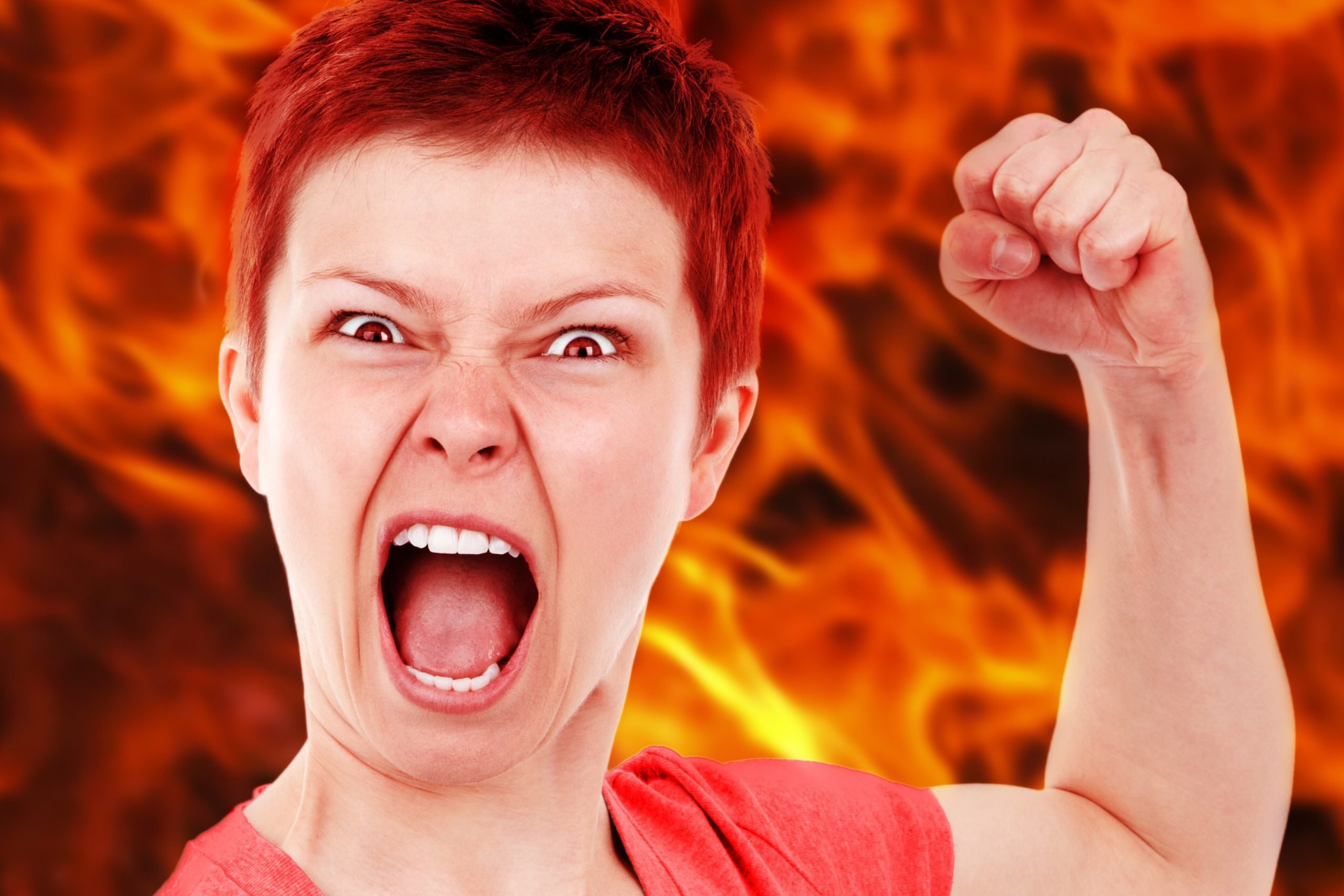 Гнев чел. Агрессивный человек. Гнев. Гнев эмоция. Эмоция злость.