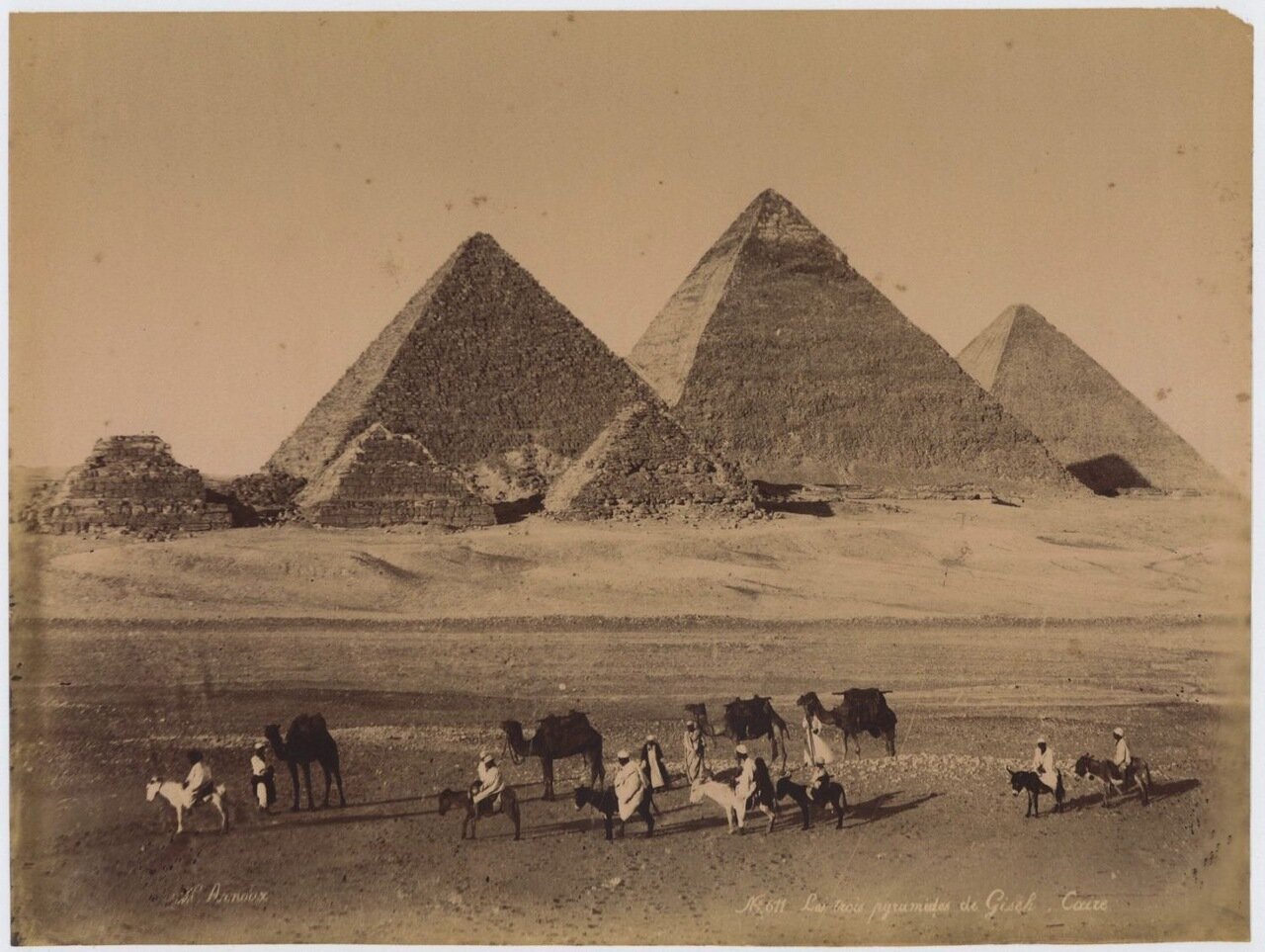 Древний египет владивосток. Египетские пирамиды в древнем Египте. Древние пирамиды Египта. Древний Египет эпоха великих пирамид. Пирамида Хеопса 19 век.