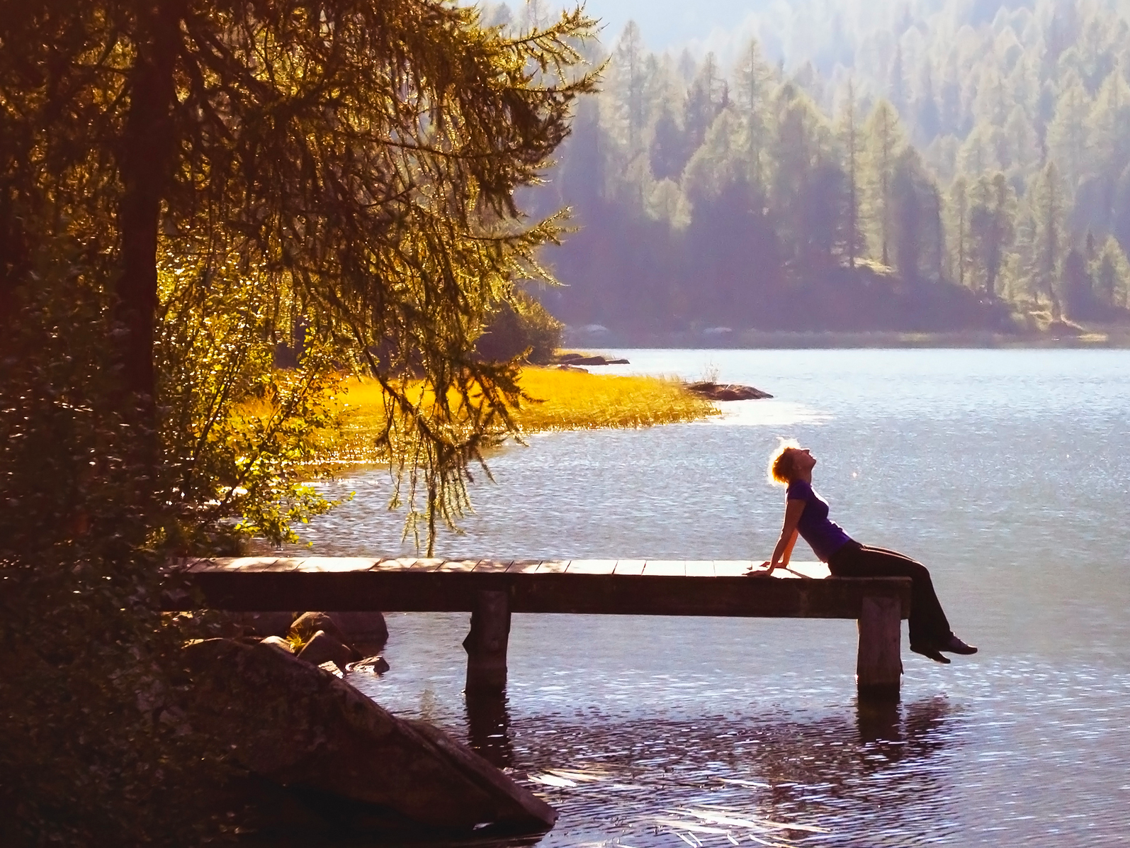 Мир души слушать. Природа спокойствие. Уединение на фоне озера. Природа умиротворение и спокойствие. Душевный покой.