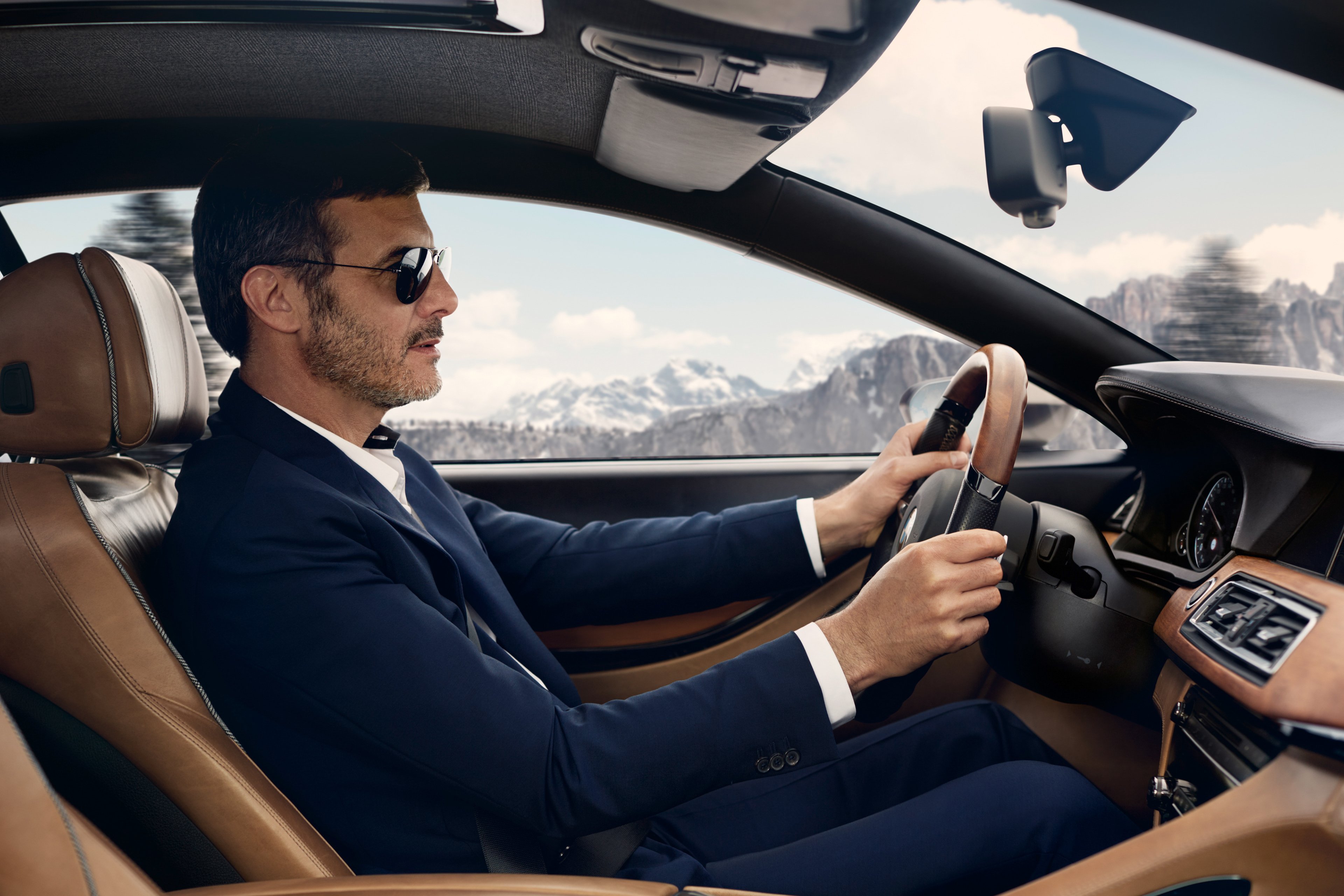 Paco drive a car. 2013 BMW Gran lusso Coupe (Pininfarina). Успешный мужчина. Красивый богатый мужчина. Состоятельный мужчина.