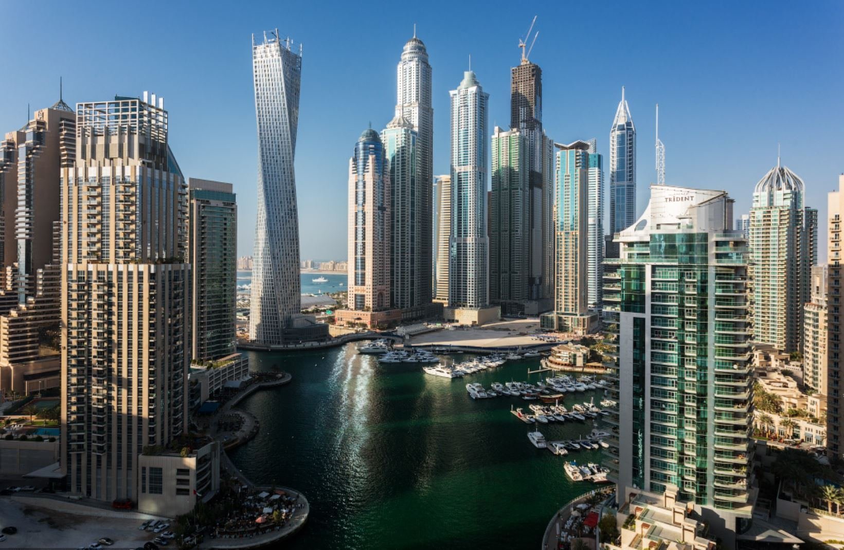 Самый красивый город страны. Арабские эмираты Дубай. Небоскребы Дубая. Айкон Сити Дубай. Ближний Восток Дубай.