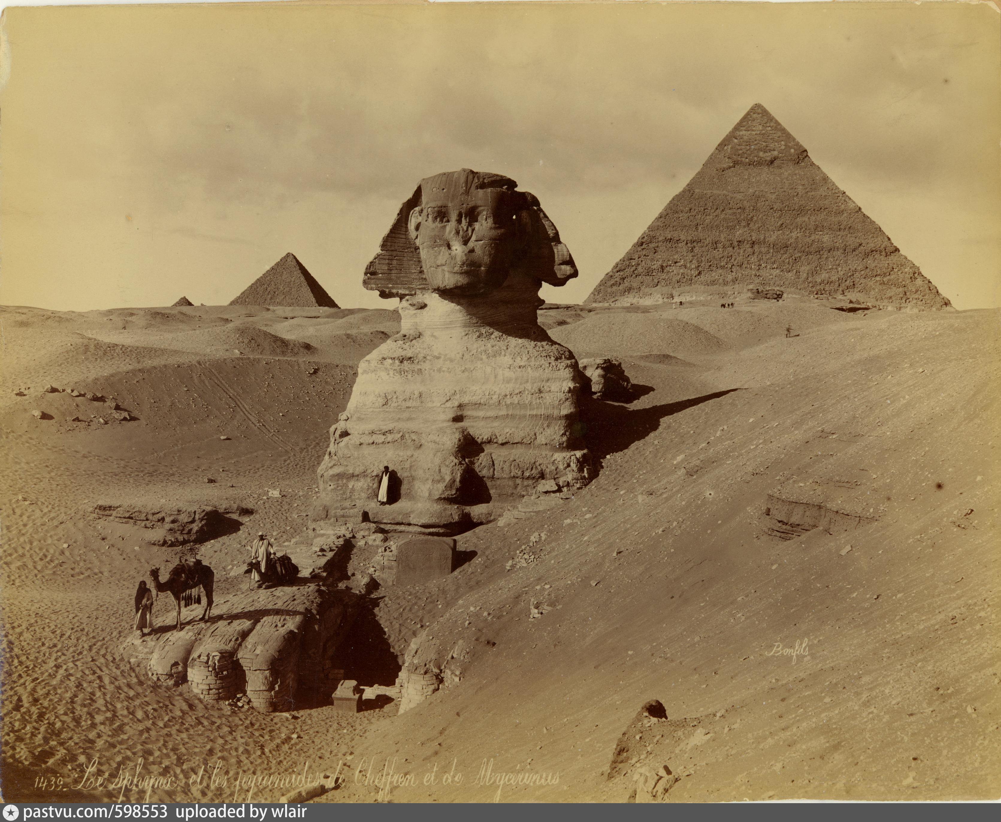 Страж египетской пирамиды. Пирамида Хеопса сфинкс древний Египет. Сфинкс древнего Египта. Сфинкс пирамида в Египте. Сфинкс Хефрена древний Египет.