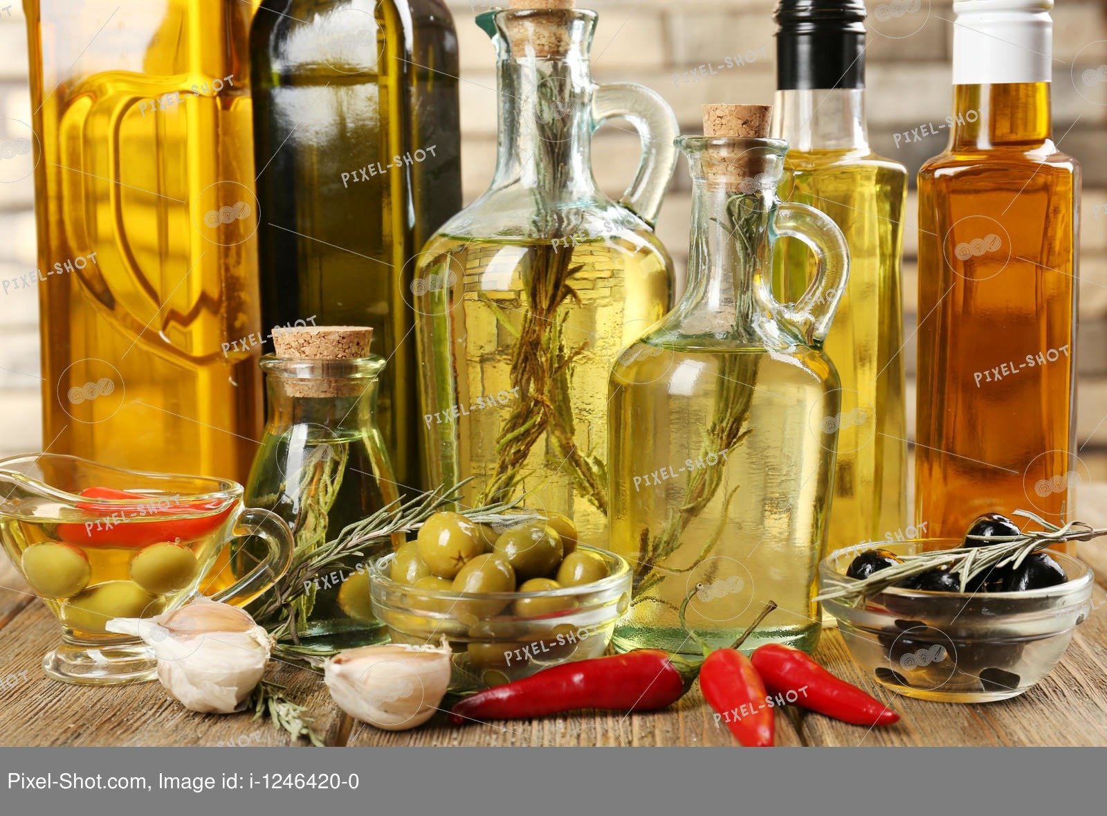 Оливковое масло с овощами. Растительное масло. Натуральные растительные масла. Масло пищевое. Масла пищевые растительные.