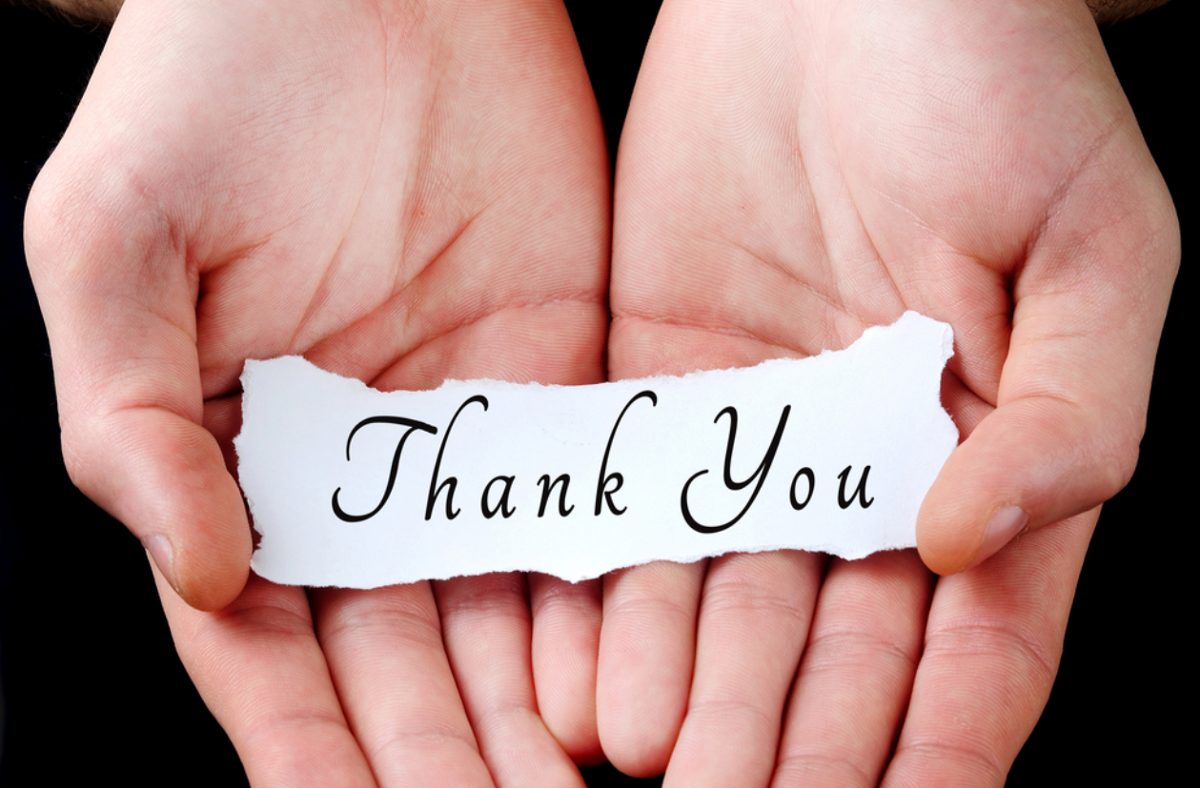 Что делать благодарить. Gratitude. Благодарность картинки. Благодарность руки. Благодарность человеку.