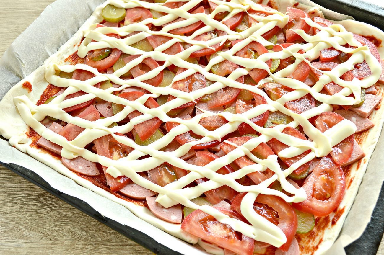 пицца рецепты приготовления в домашних условиях с колбасой и сыром фото 39