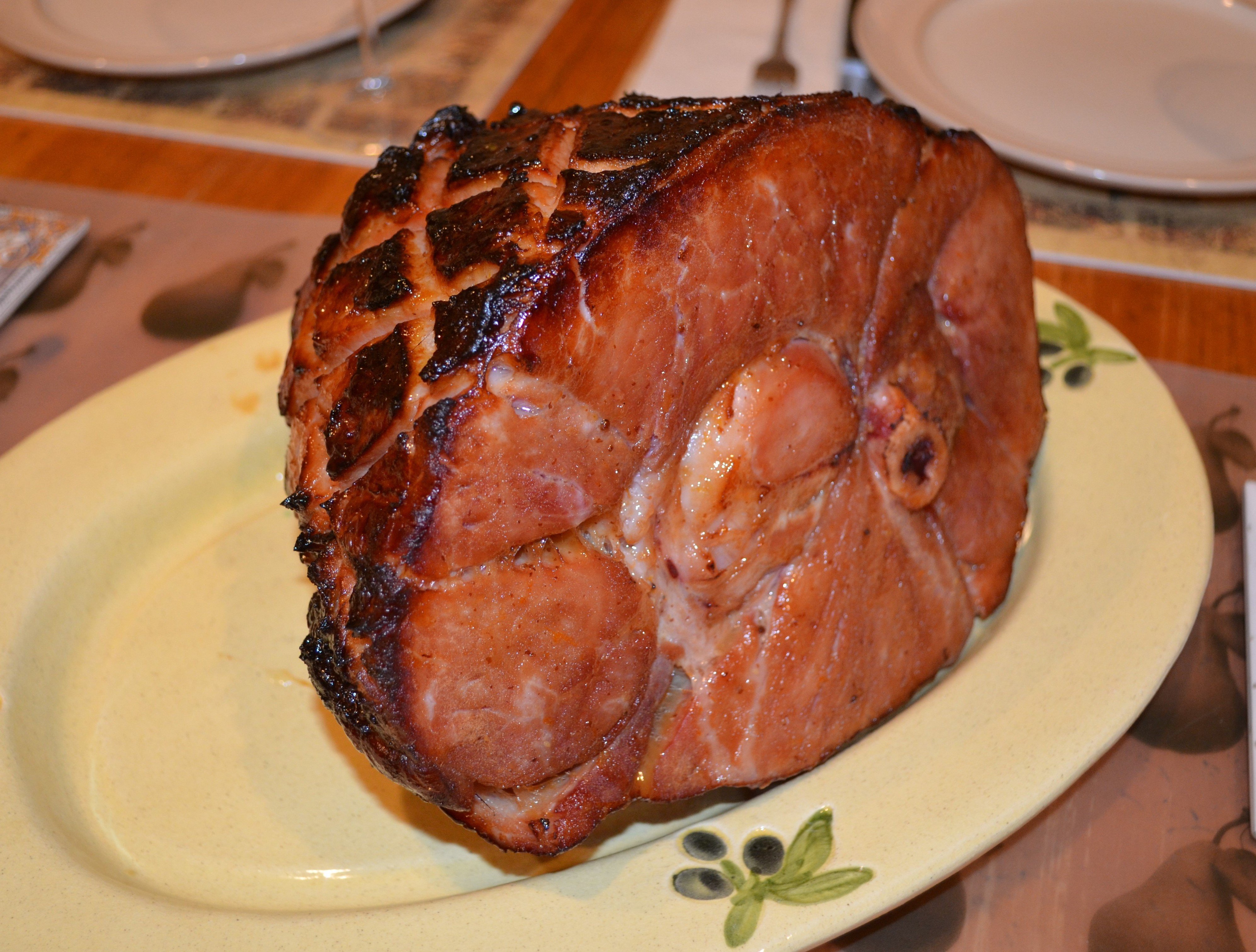 Рецепт свиного окорока в духовке в фольге