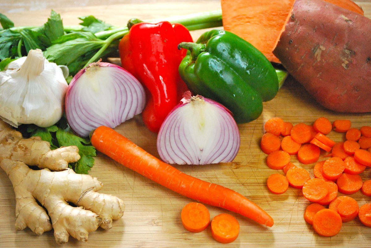 Овощ используют для приготовления. Овощи. Ингредиенты овощи. Овощи для супа. Набор овощей для супа.