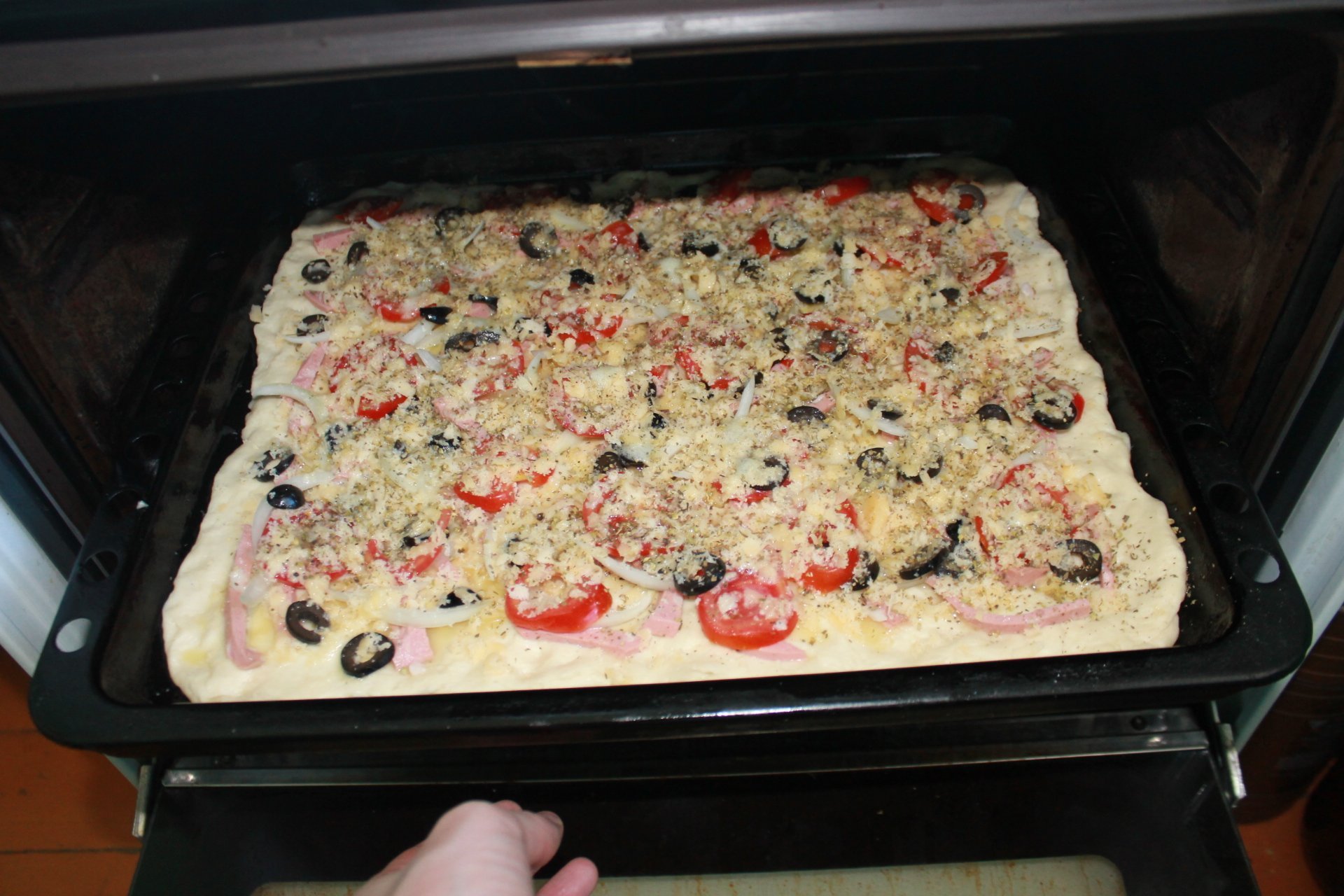 пицца домашняя в духовке рецепт приготовления с фото из дрожжевого теста фото 105