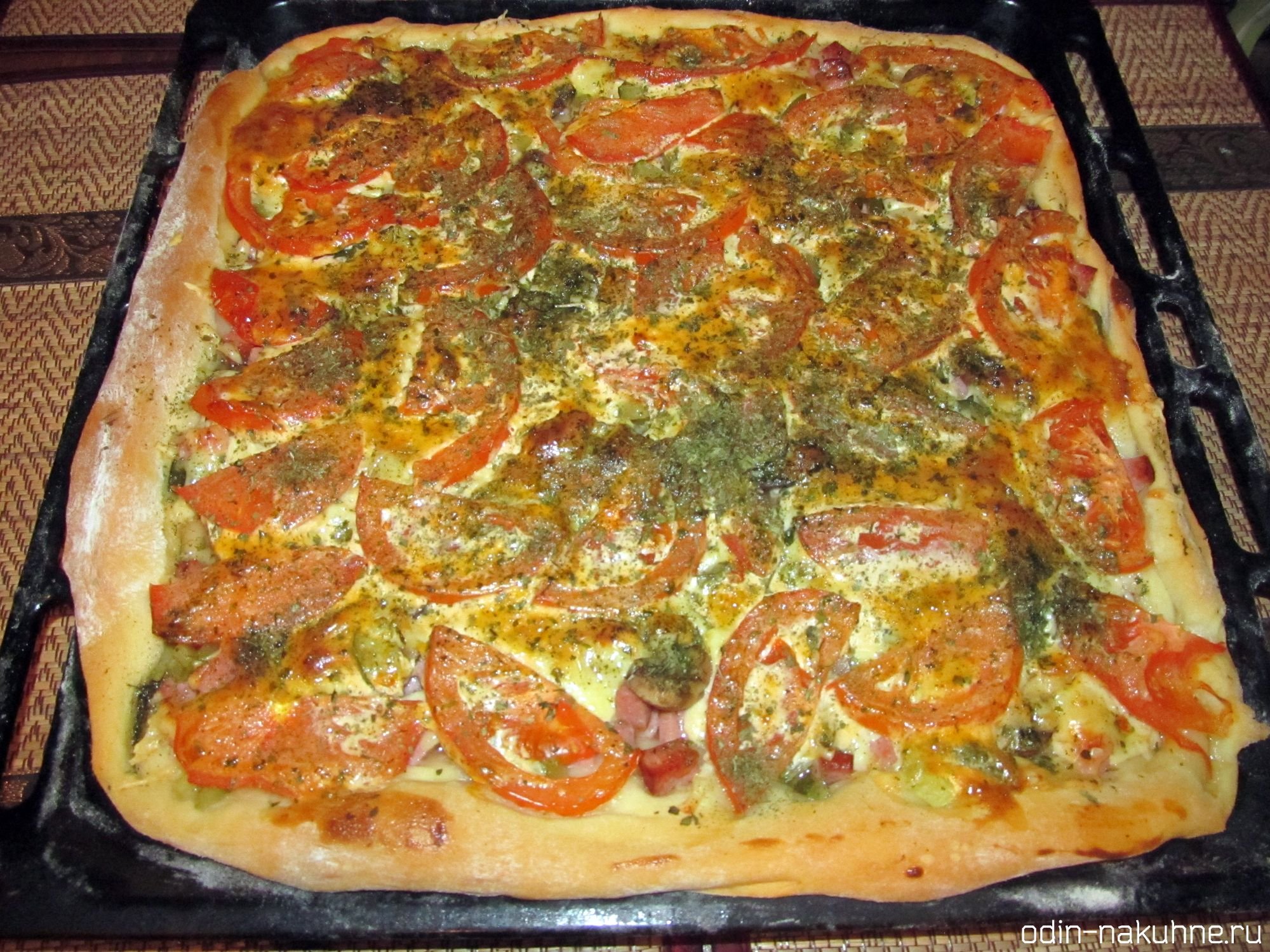 пицца домашняя с колбасой в духовке рецепт приготовления фото 102