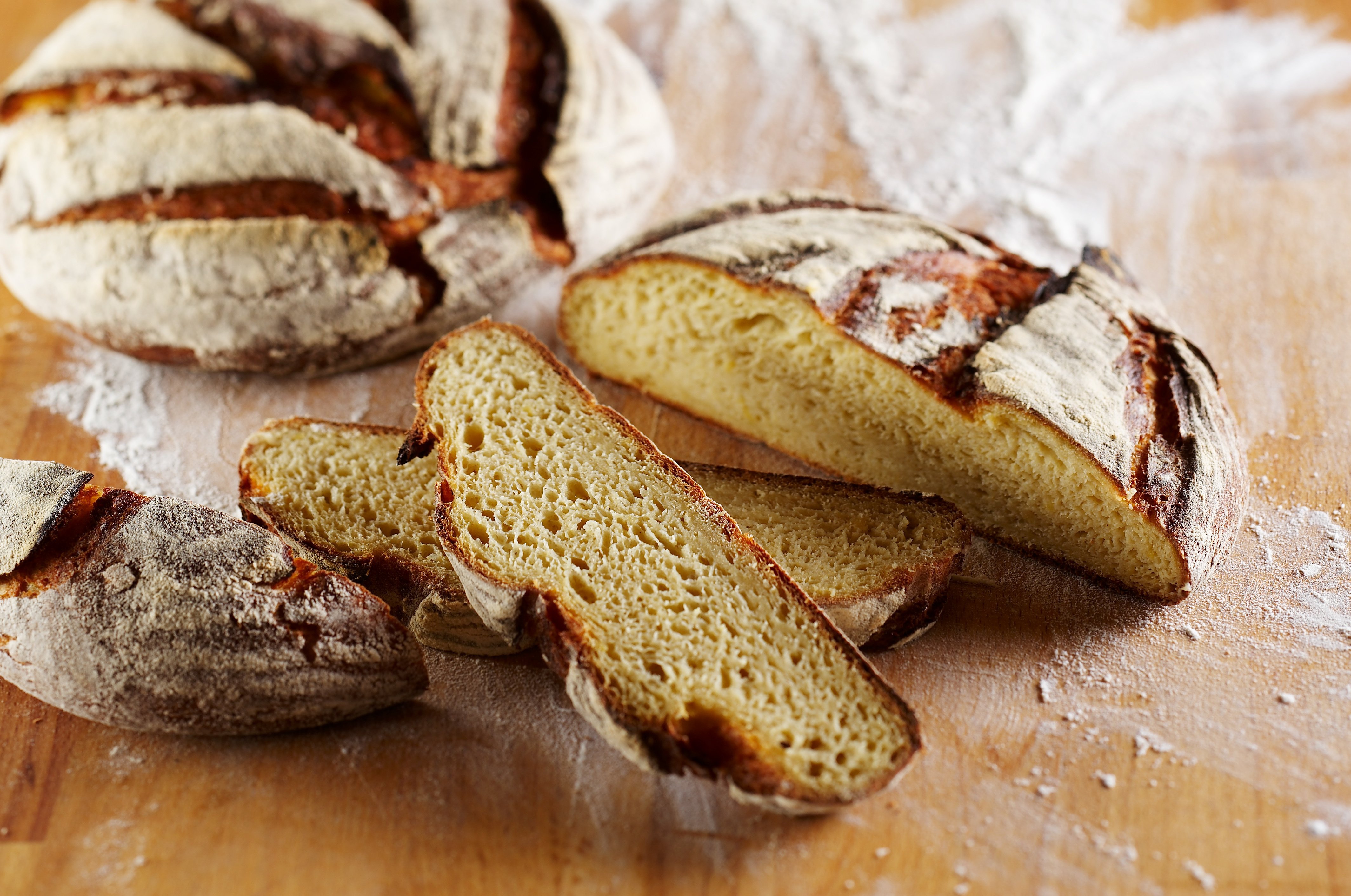 Хлеб чанг. Красивый хлеб. Хлеб фото. Кусочек хлеба. Ломтик хлеба.