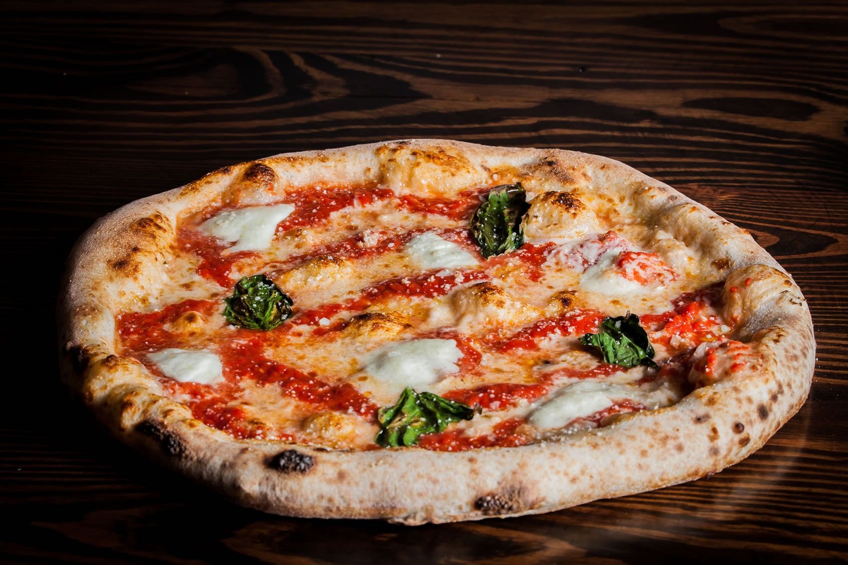 чем отличается неаполитанская пицца от итальянской фото 102