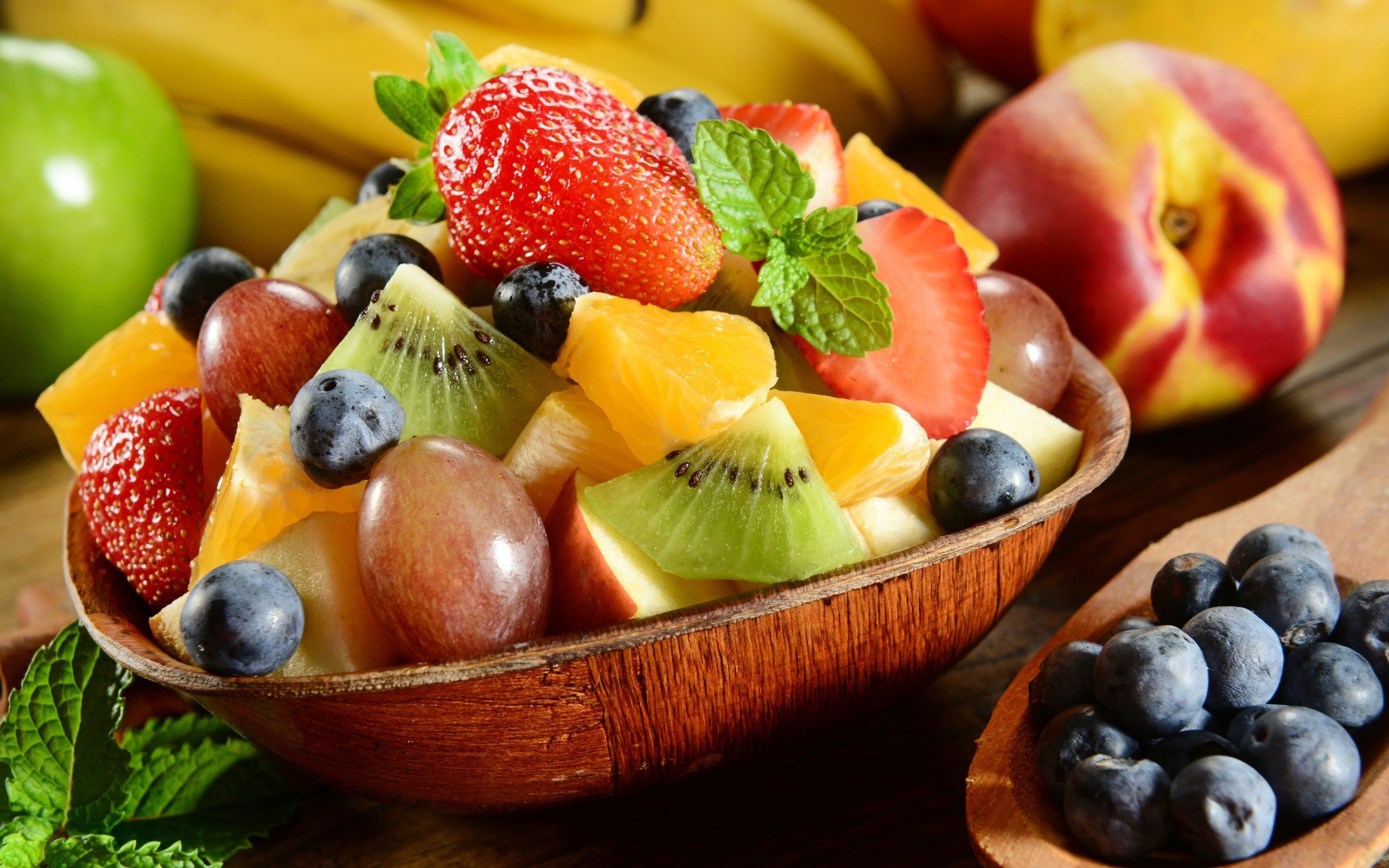 Фруктовый см. Фрукты и ягоды. Красивые фрукты. Сочные фрукты. Тарелки фрукты.