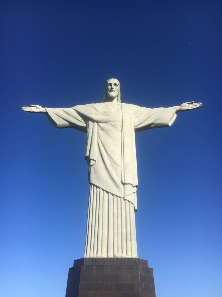 Статуя искупителя. Христос Миротворец. Statue of Christ the Redeemer. Cristo Rey (Colombian Statue). ISO masih and 12.