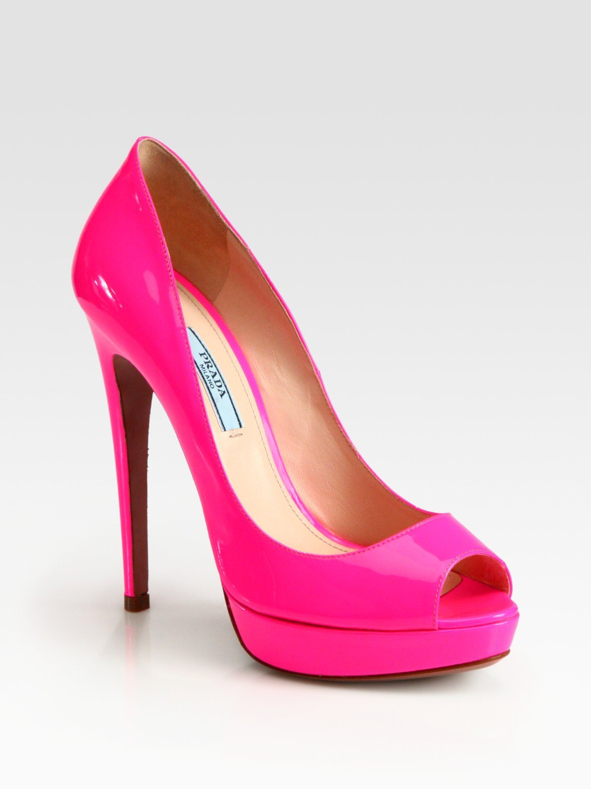 Розовые туфли есть. Peep Toe туфли Prada. Pink Heels Prada. Prada Pink Shoes. Туфли розовые.