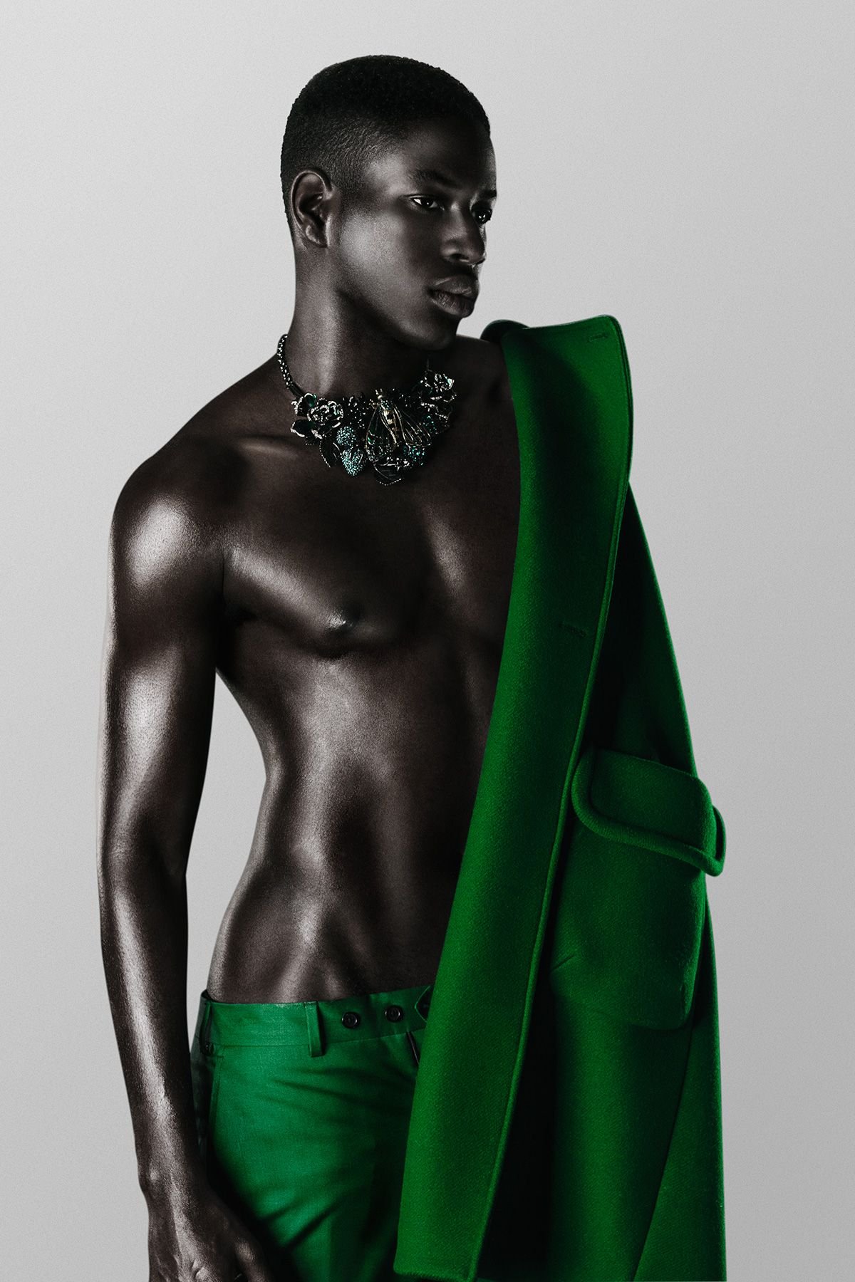 Самого черного человека. Чернокожие модели мужчины. Красивые африканцы мужчины. Чернокожая модель. Афроамериканец модель.