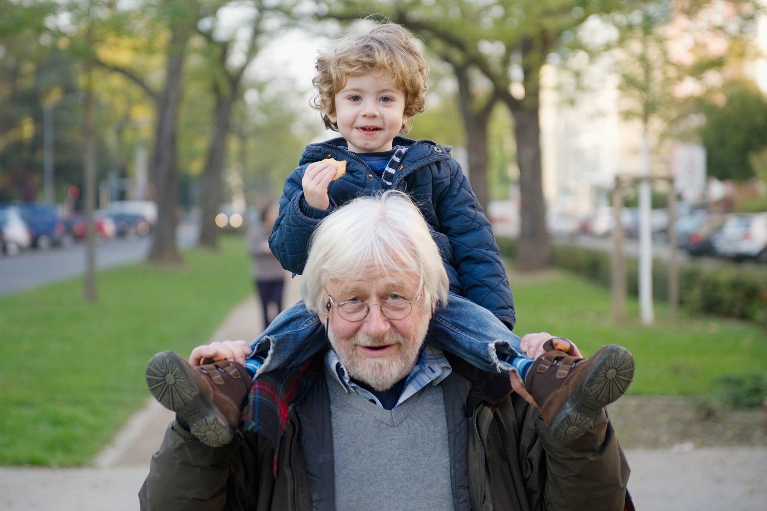 Дед был добрым. Добрый дедушка. Фото доброго дедушки. Фото лучший дедуля на свете. Добрейший дедушка.