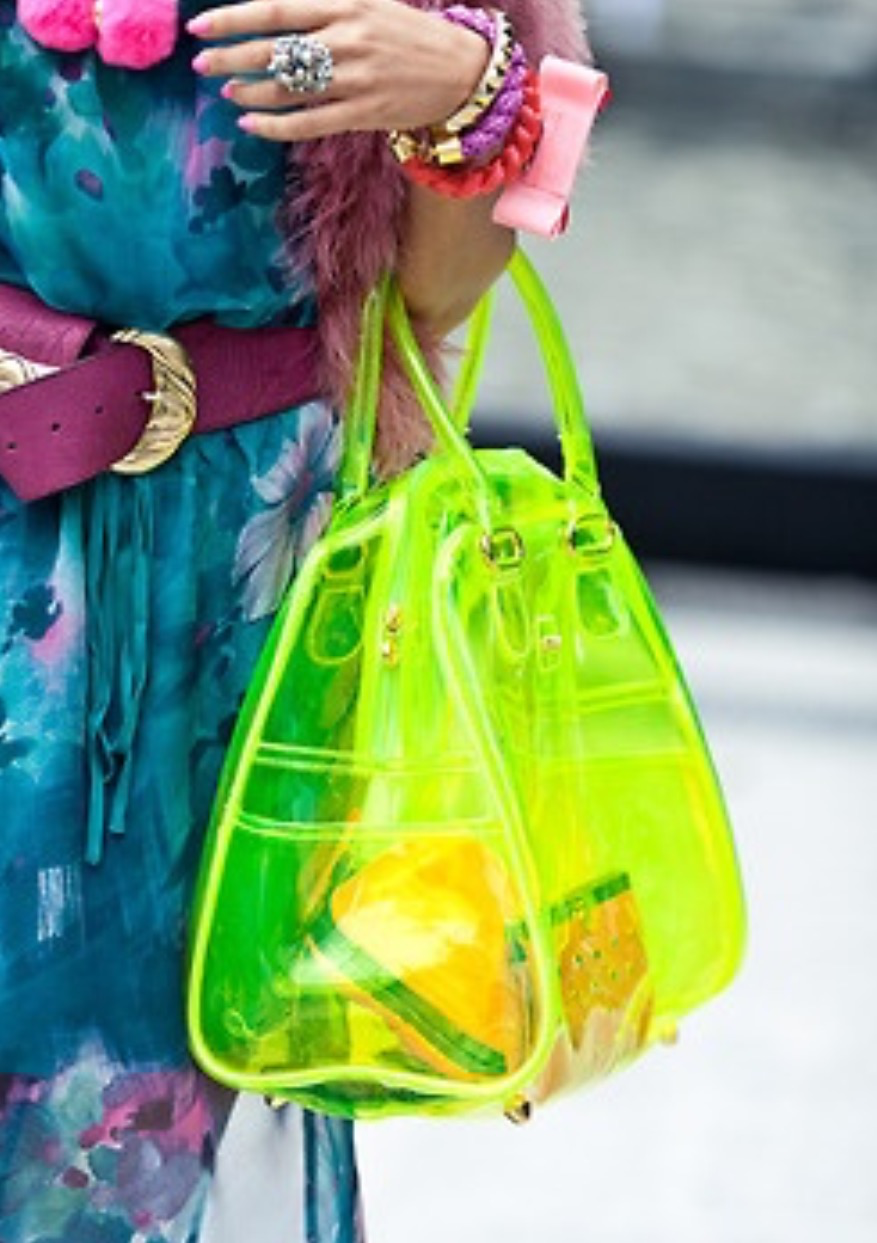 Тренды в аксессуарах. Яркие сумки. Модные сумки. Яркие летние сумки. Красивые модные сумки яркие.