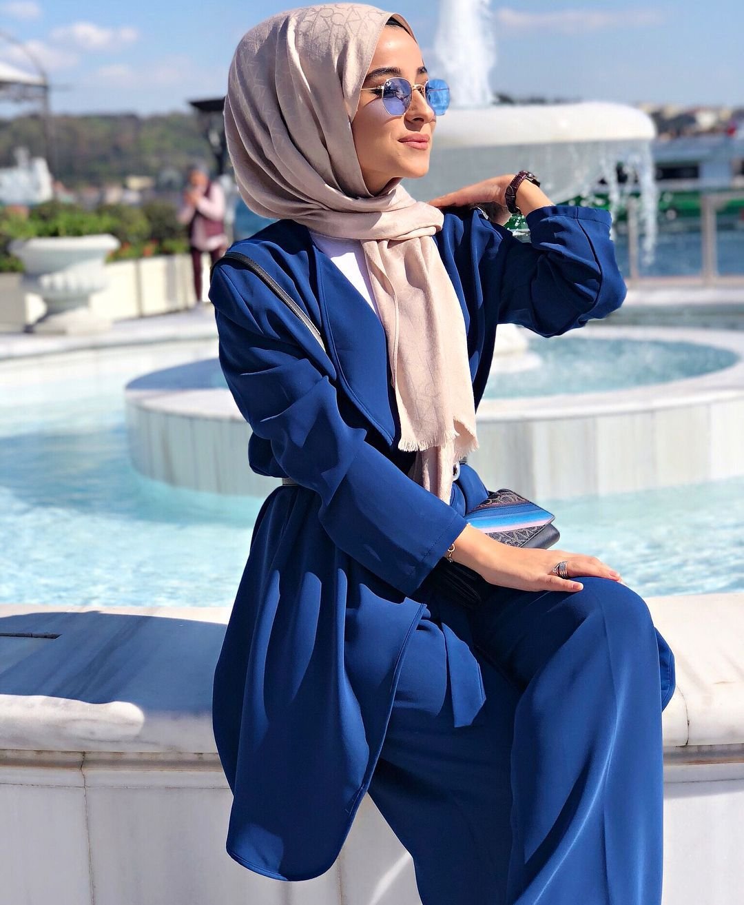 Модная мусульманская. Hijab Moda 2020 одежда. Стильные Наряды для мусульманок. Стильный хиджаб. Модные мусульманки.