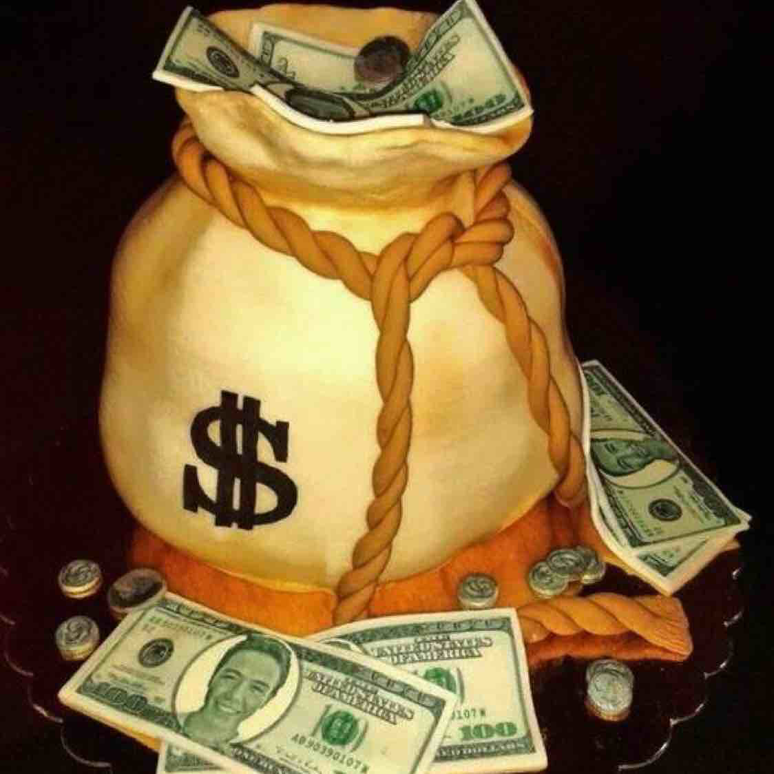 Мешок с деньгами. Торт мешок с деньгами. Торт мешочек с деньгами. Торт в виде мешка с монетами. С днем рождения денежка